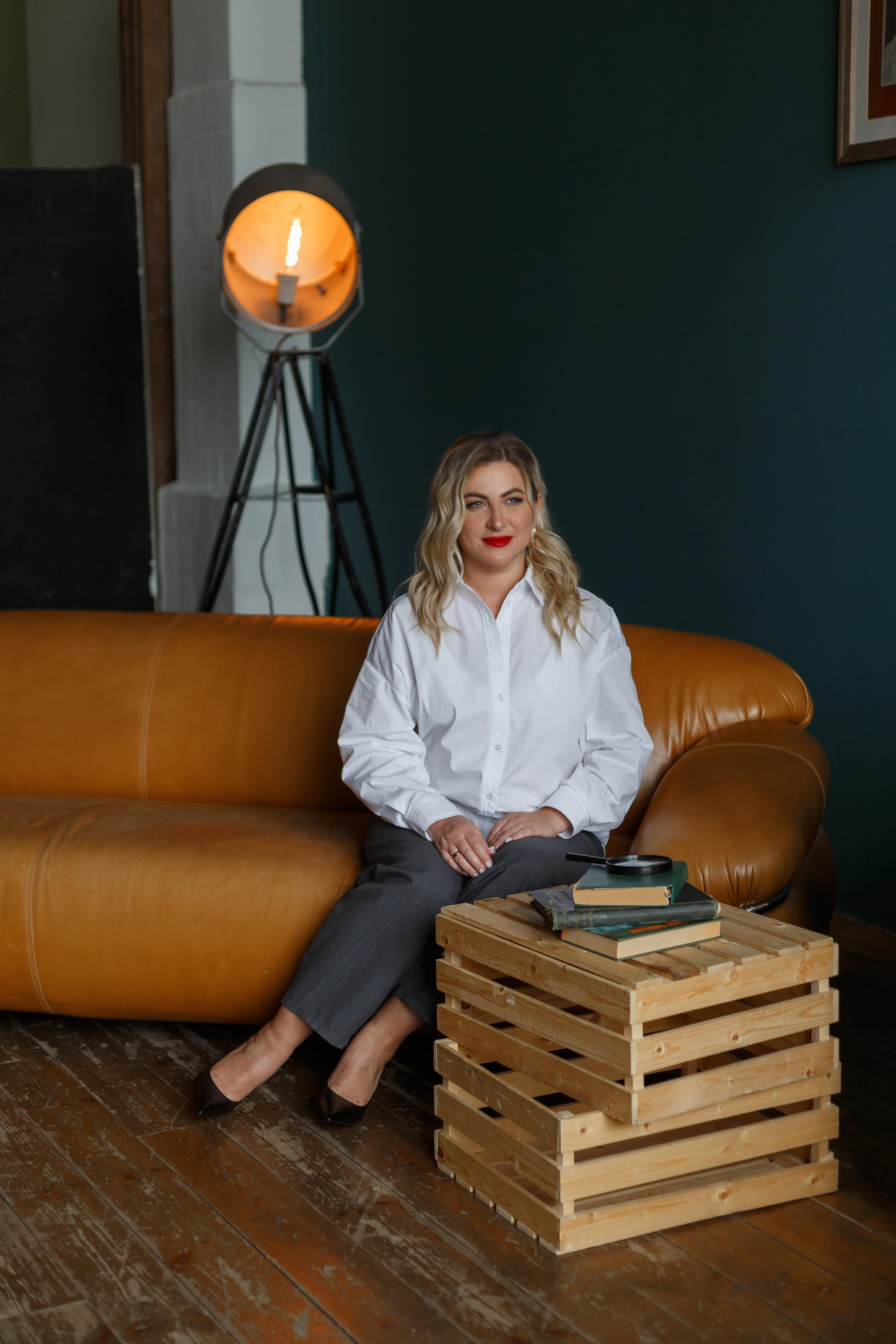 Копирайтер Анастасия. Фотограф брендов в Санкт-Петербурге Полина Суворова