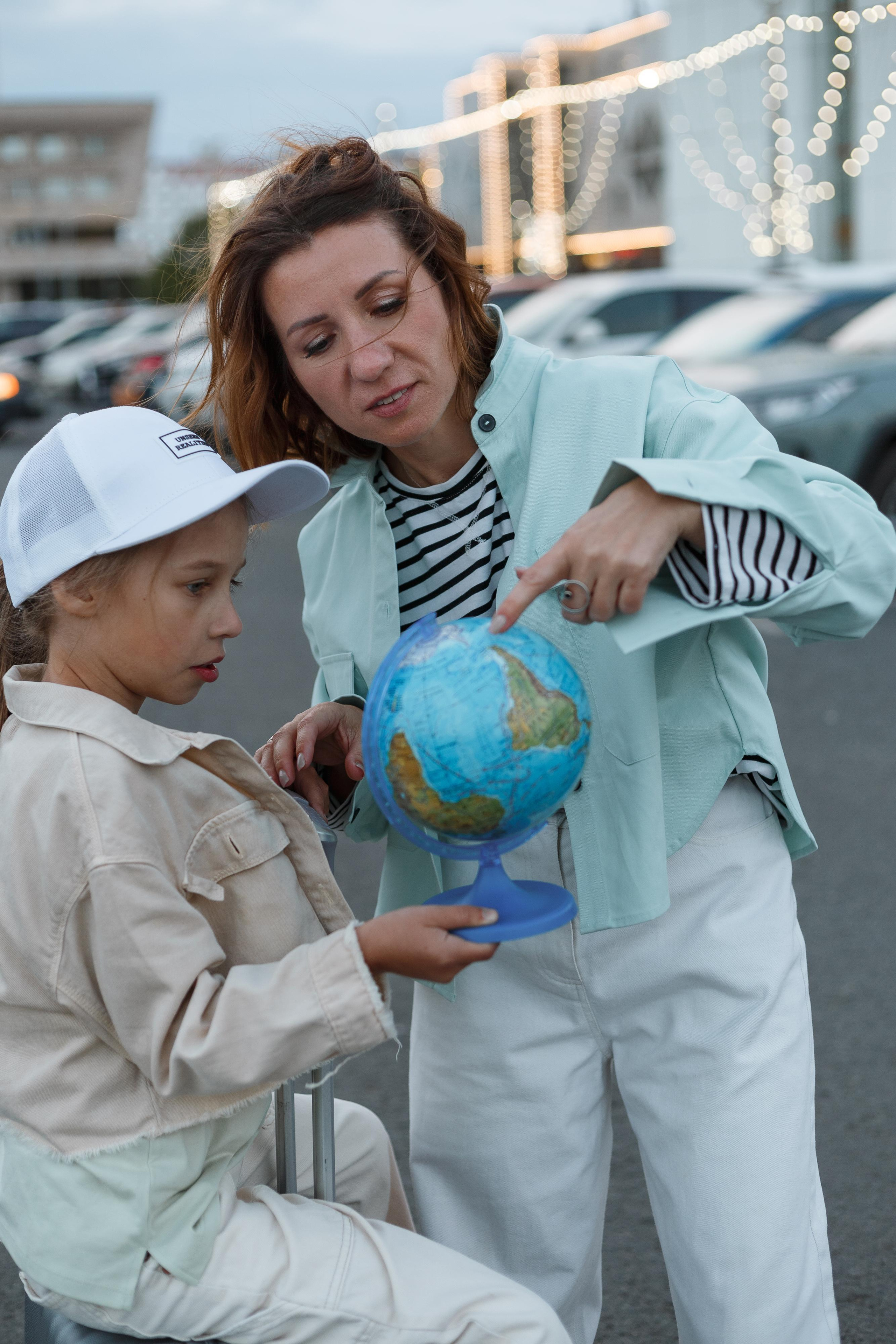 Организатор авторских туров с детьми Светлана. Фотограф брендов в Санкт-Петербурге Полина Суворова