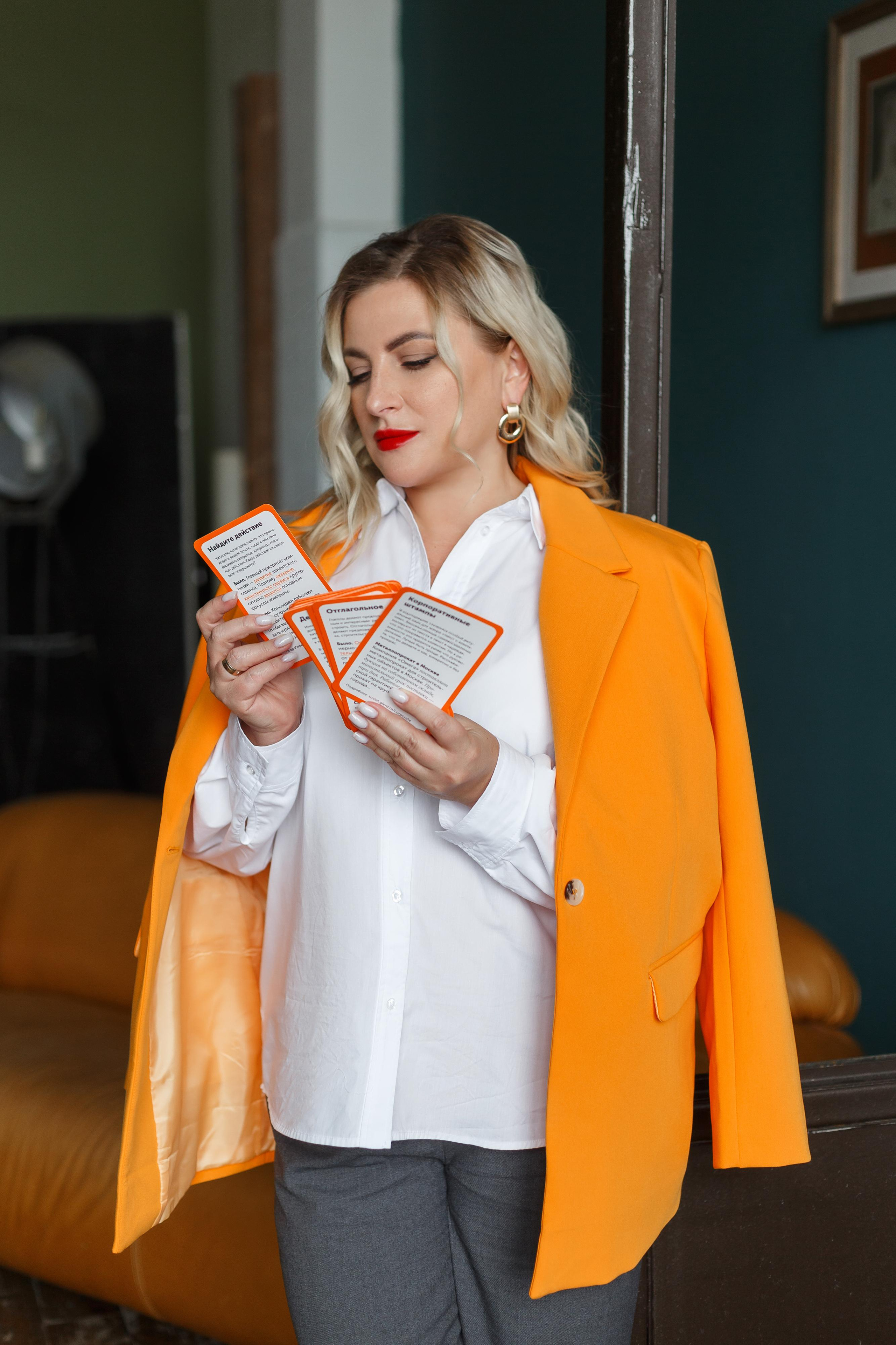 Копирайтер Анастасия. Фотограф брендов в Санкт-Петербурге Полина Суворова