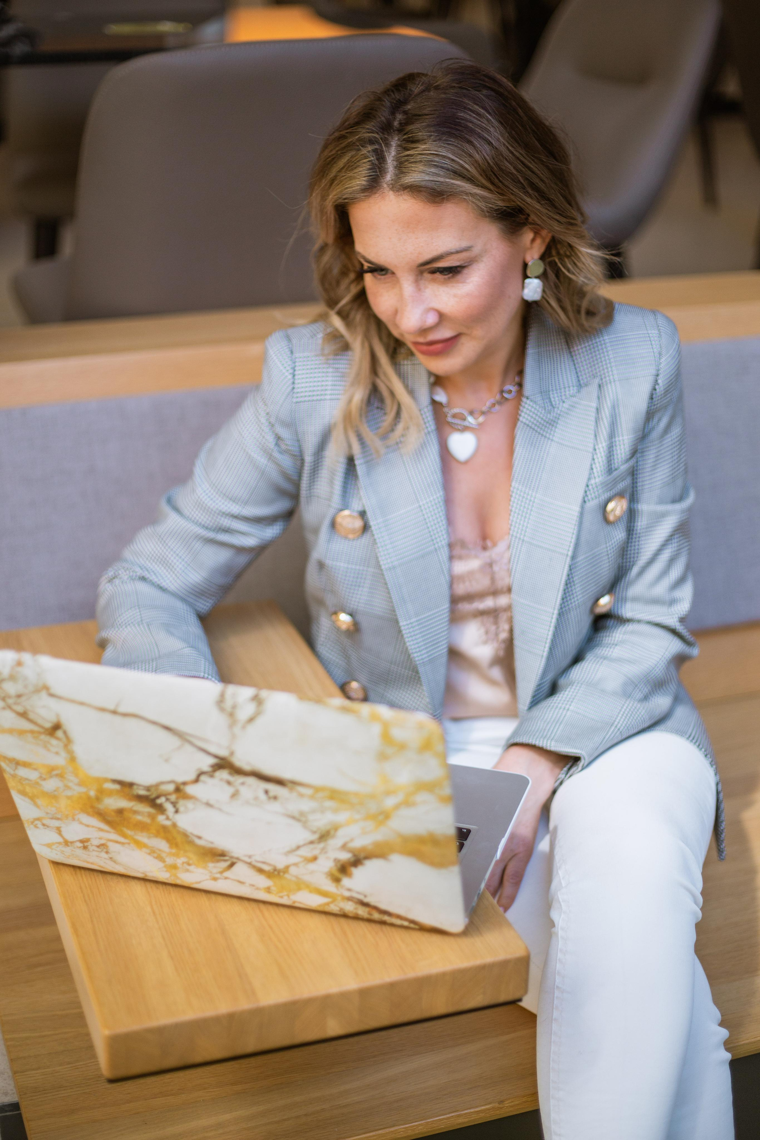 Основательница агентства недвижимости Мария. Фотограф брендов в Санкт-Петербурге Полина Суворова