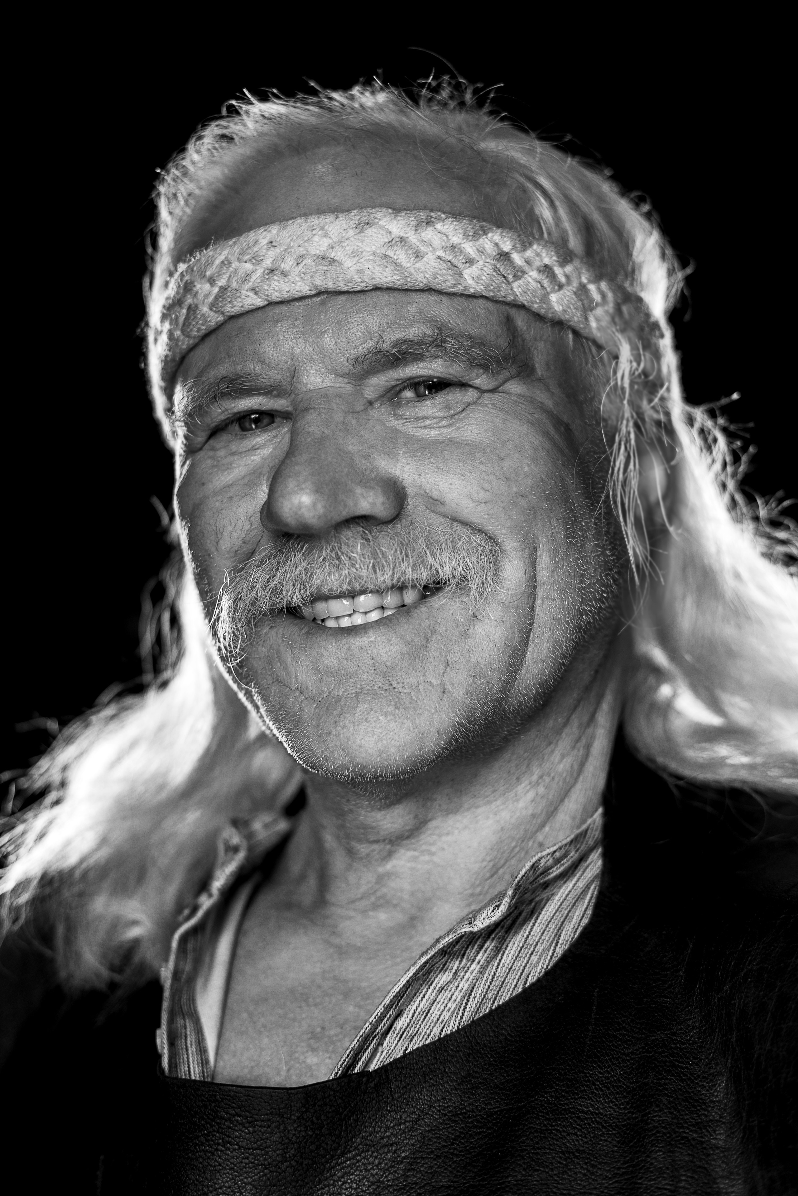 “Business portrait” Chief photographer Forbes premium shooting Dubai, Moscow. Portrait photographer Moscow, UAE, Oleg Koshmarov