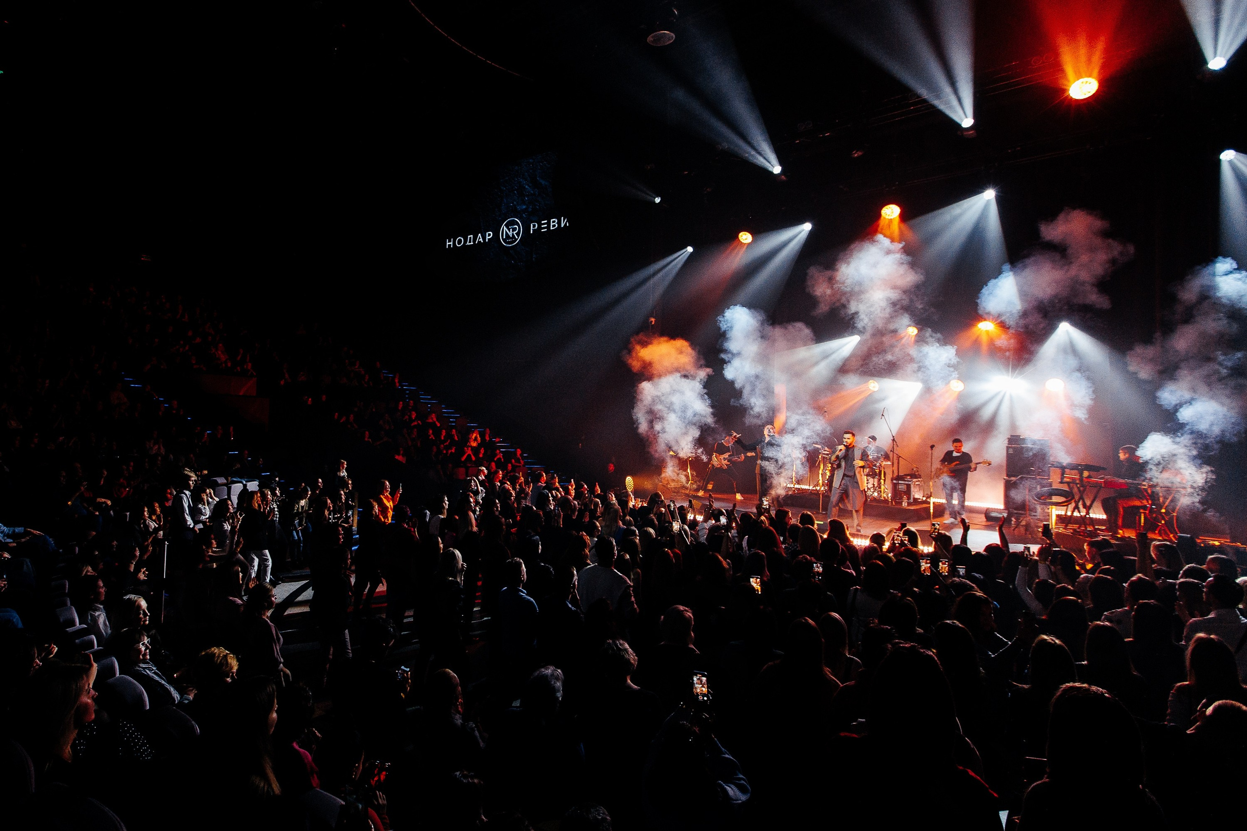 НОДАР РЕВИЯ. Фотограф в Москве Алексей Виноградов