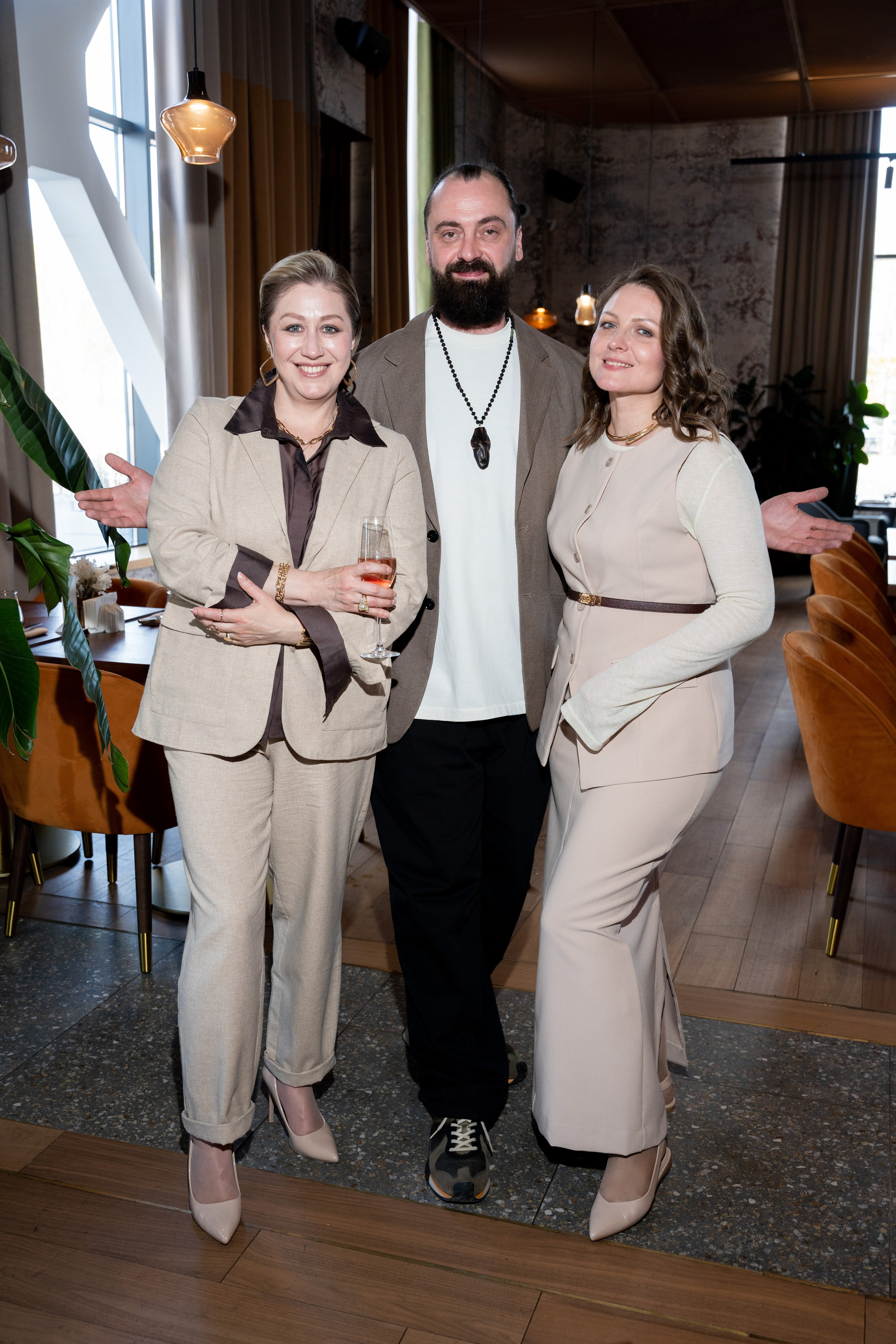 TINAoTEAM: конференция V. Портретный и репортажный фотограф в Москве Разуменко Роман