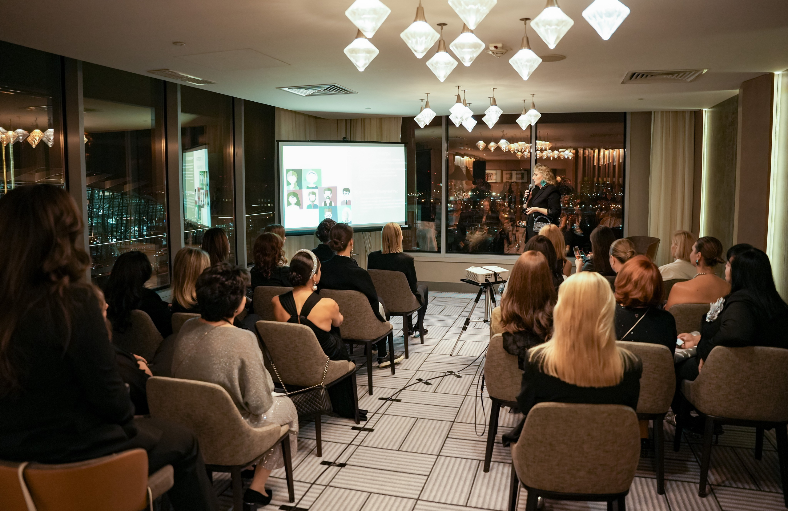 TINAoTEAM: конференция VII. Портретный и репортажный фотограф в Москве Разуменко Роман