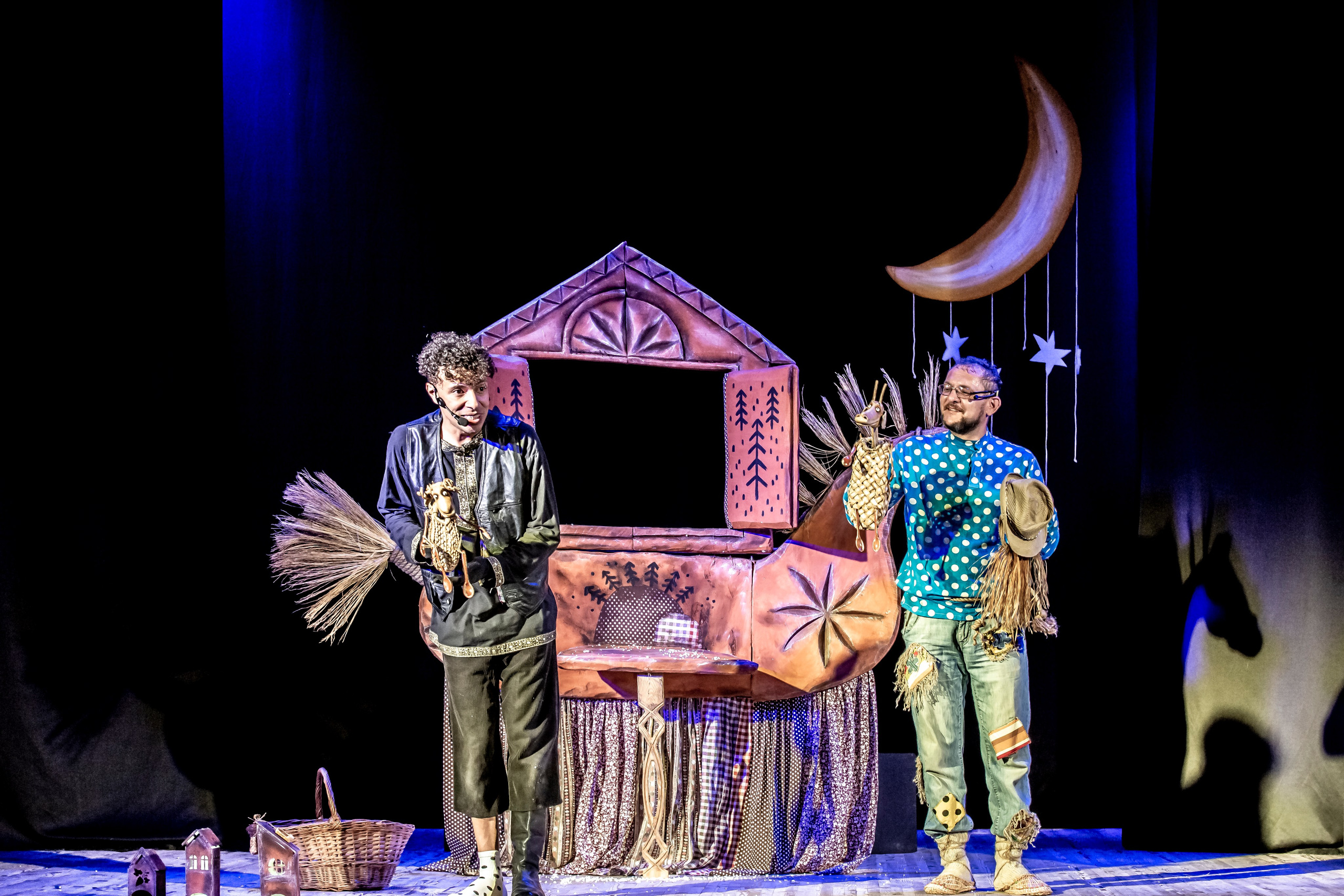 Лапотные сказки спектакль театра Саквояж. Фотограф в Сочи Юрий Шептаев