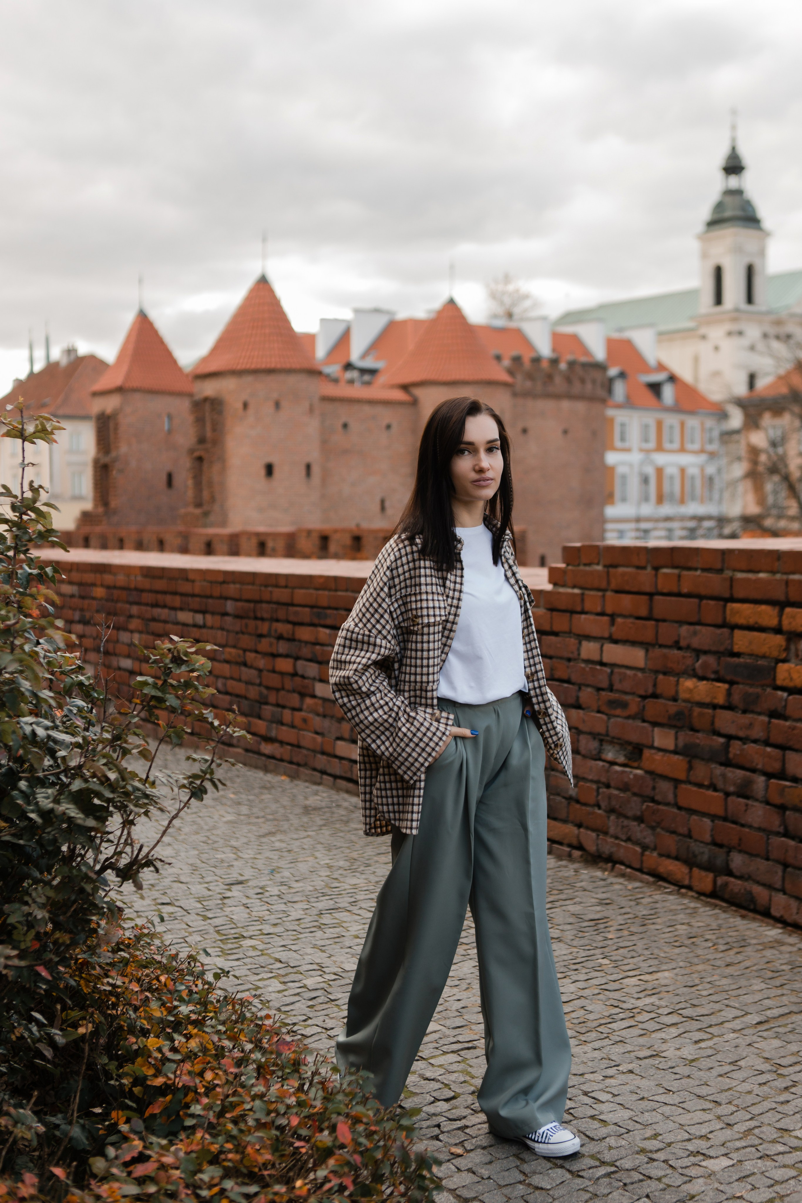 Портретная фотосъемка Александры. Видеосъемка и фотосъемка свадеб. Фотограф и оператор на свадьбу. Видеосъемка подкастов, собственная видео-фотостудии. Предметная фотосъемка