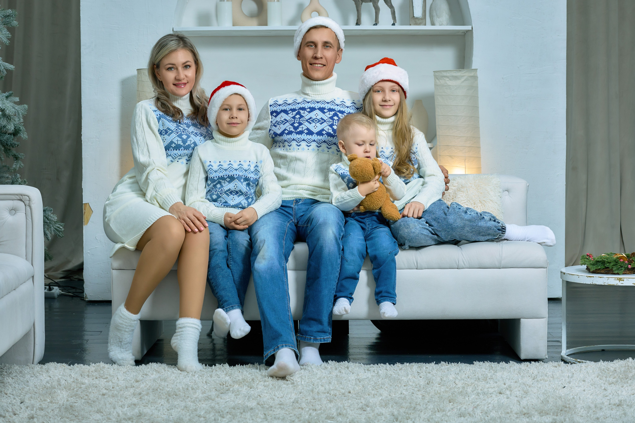 Семейная студийная новогодняя фотосессия. Владимир Суздалов (ProMaXe) — Портретный фотограф, тематические фотосессии в Чебоксарах