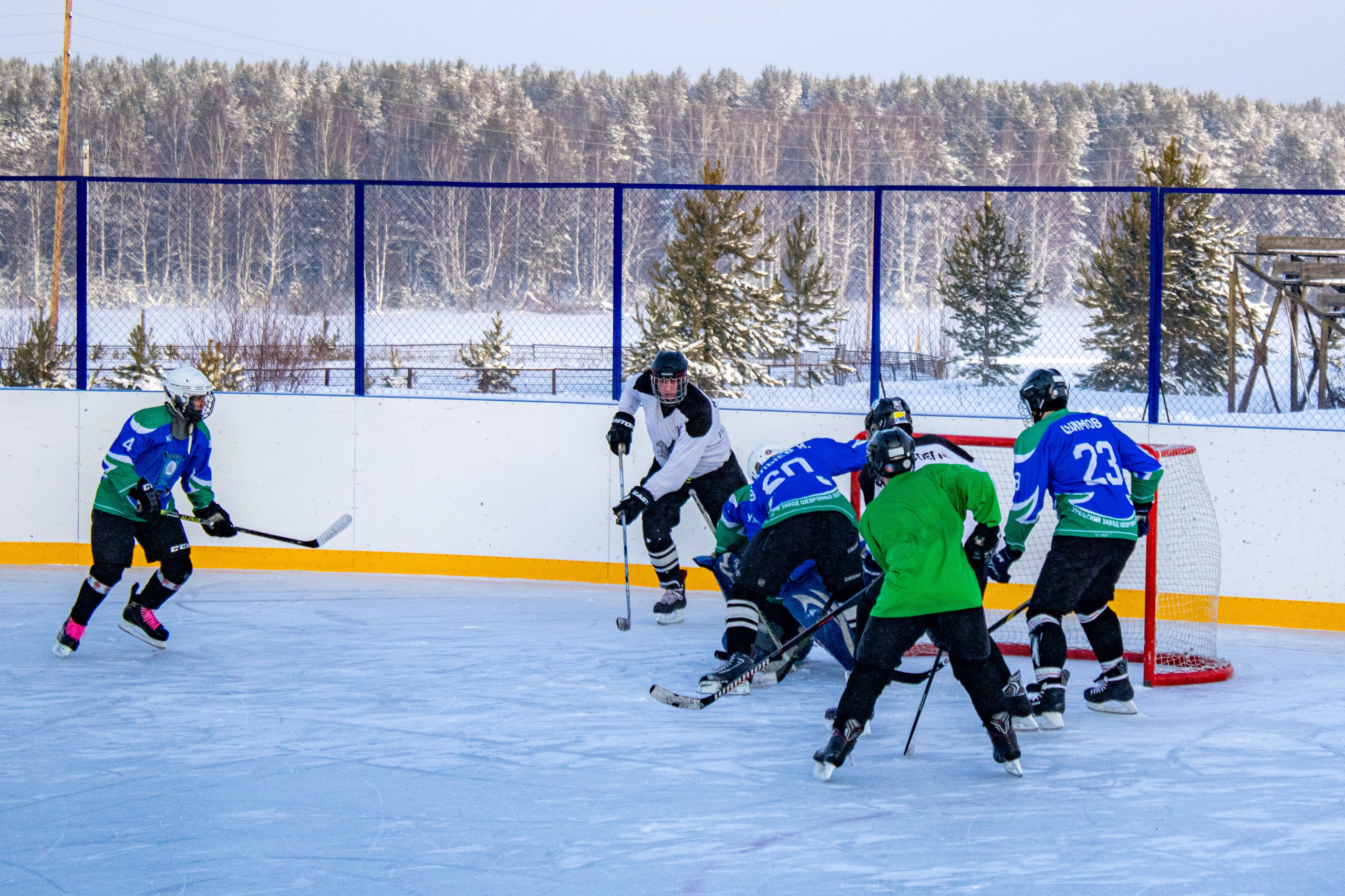 Хоккей г.п Атиг-г.п Дружинино