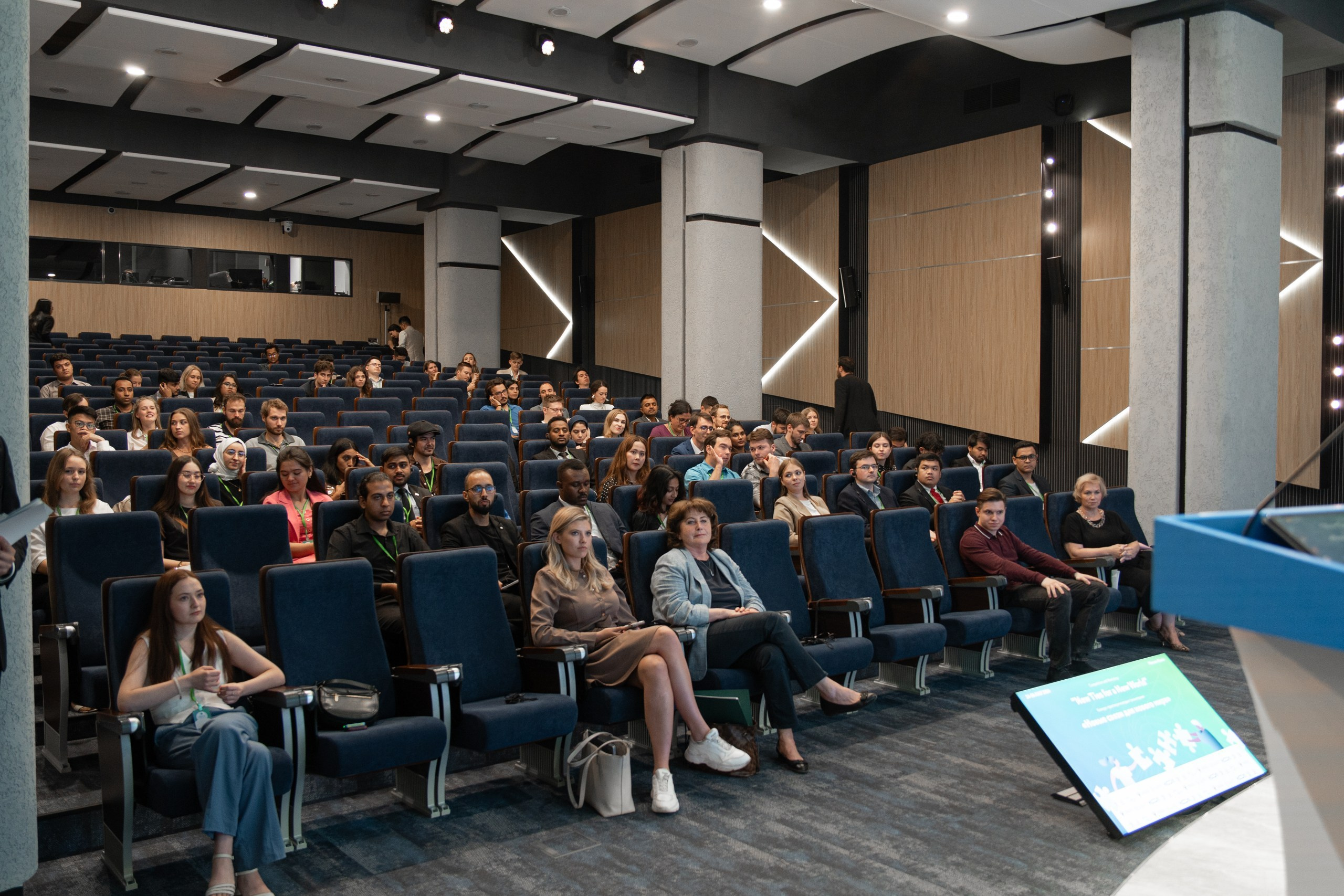 РУДН Международное мероприятие. Автомобильный фотограф Светлана Усова