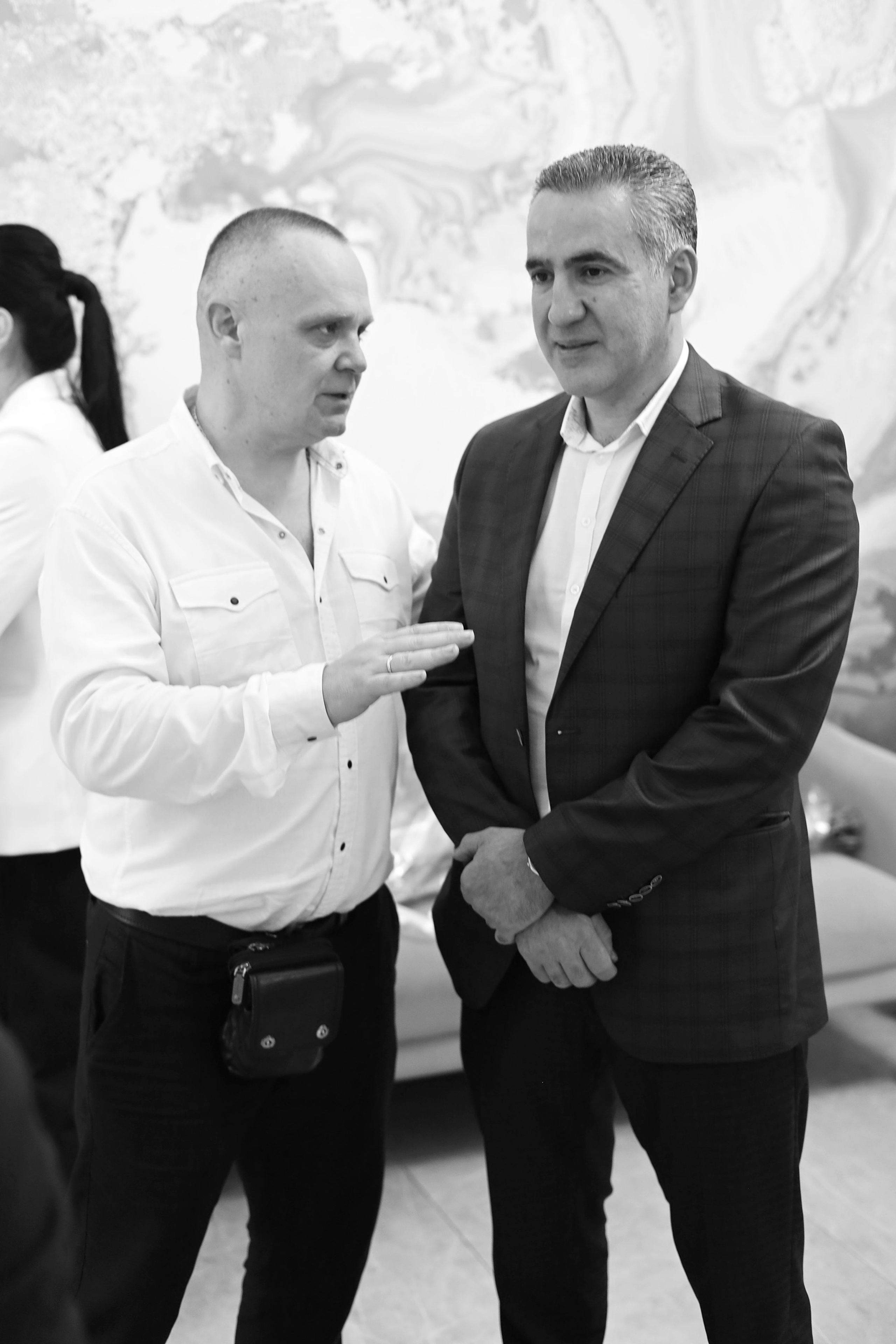 Арнольд & Орнелла. Фотография — это жизнь, освещенная вспышкой