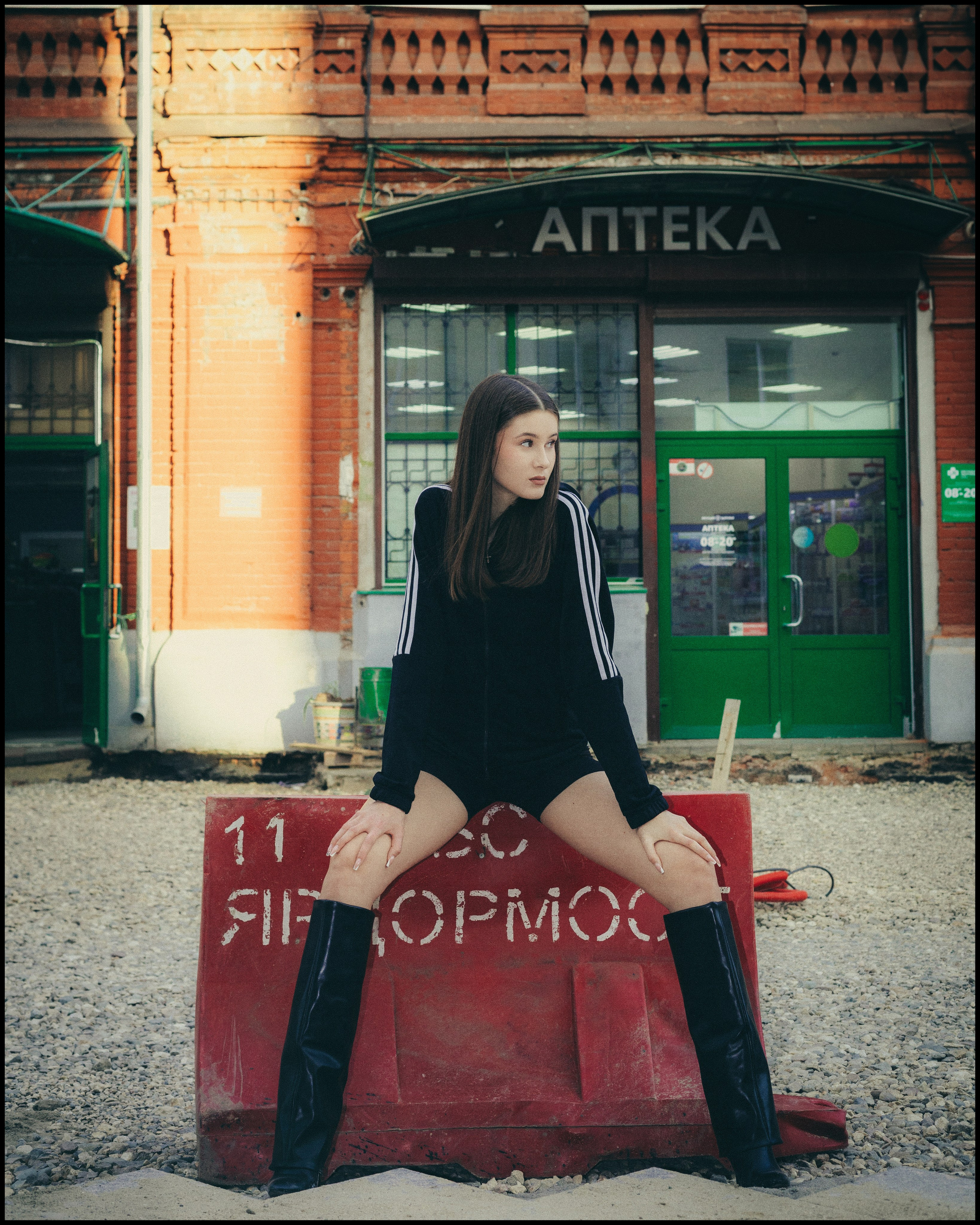 Это в Ярославле. Sun Betty — кинофотограф Элизабет