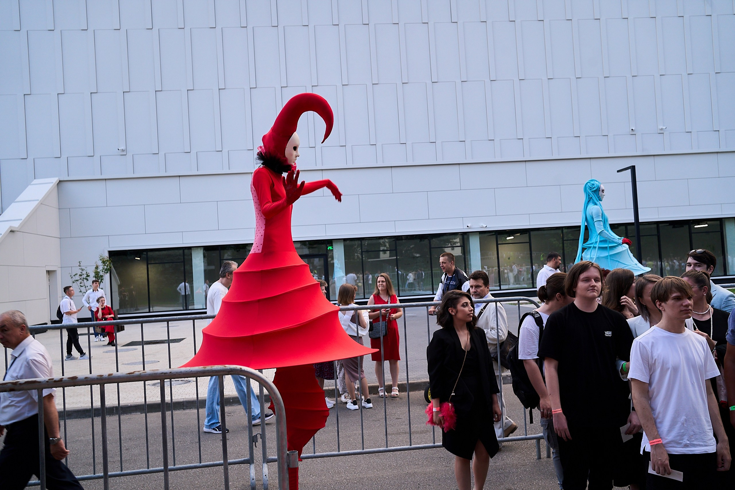 Выпускной 2024 концертный зал Академия ВТБ. Фотограф и Видеограф в Москве. Олег Корушев