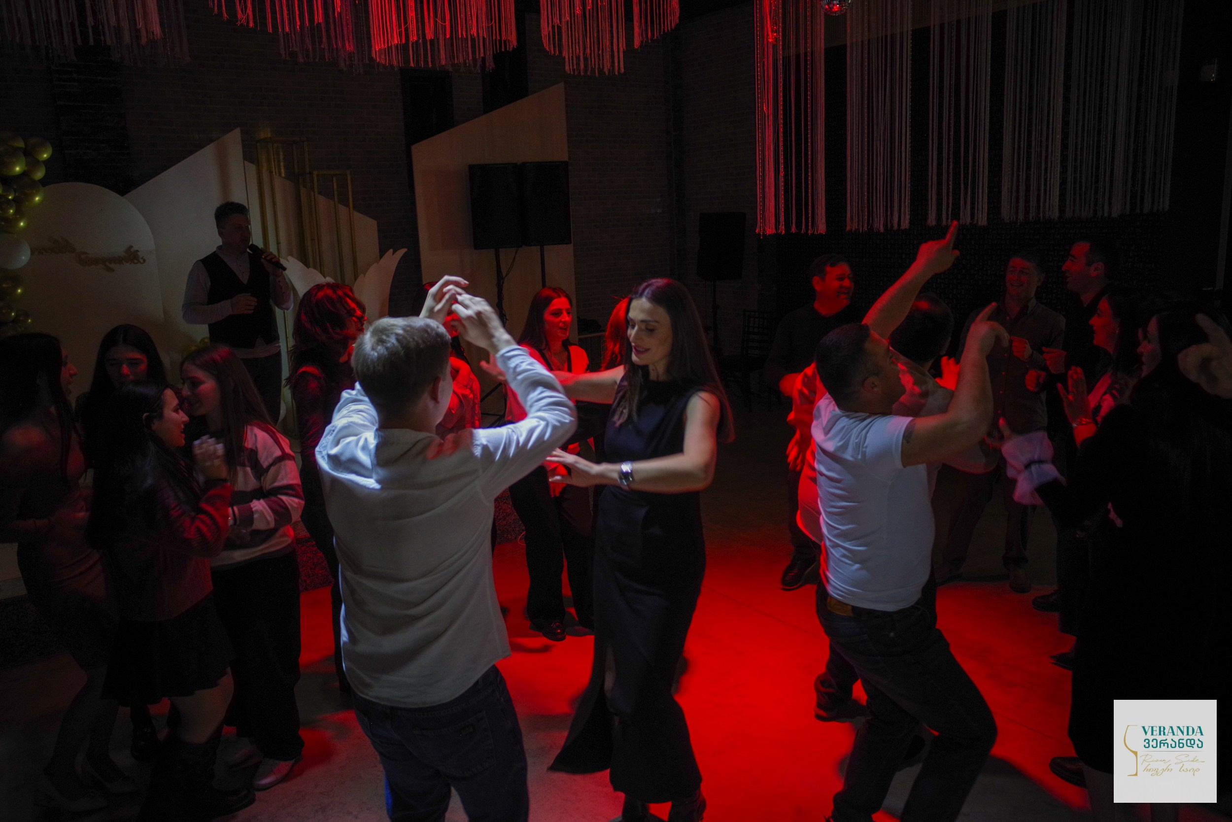 Ресторан веранда. Портретный фотограф Денис Милютин