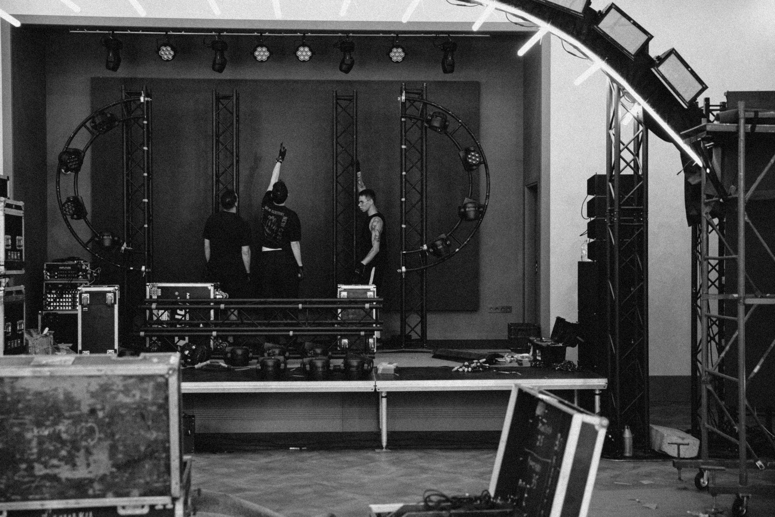 Бэки монтаж