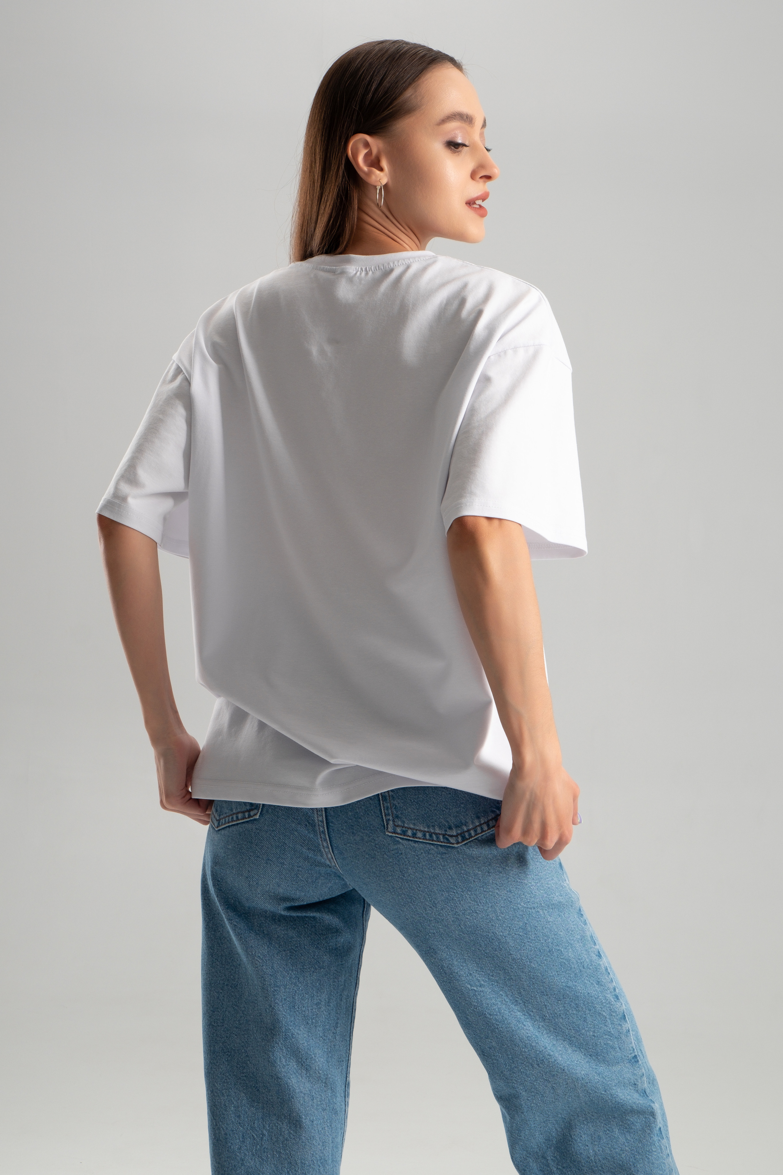 Съёмка футболок для Wildberries Новосибирск. Фотограф — видеограф Галактионов Максим Новосибирск