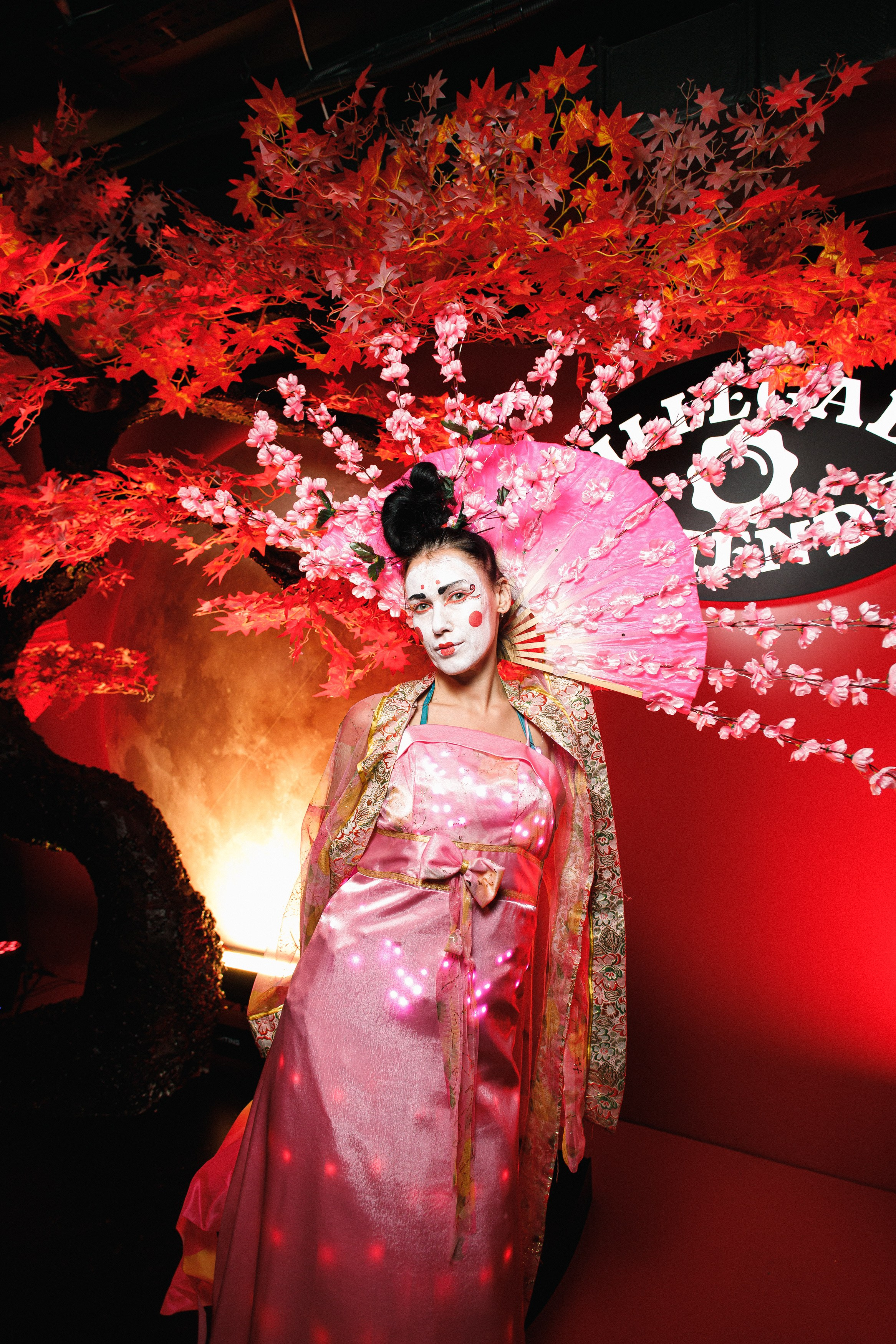 ILLEGAL FRIENDS | ASIA. СВОИ. ФОТООТЧЕТЫ-СОБЫТИЯ-МЕСТА