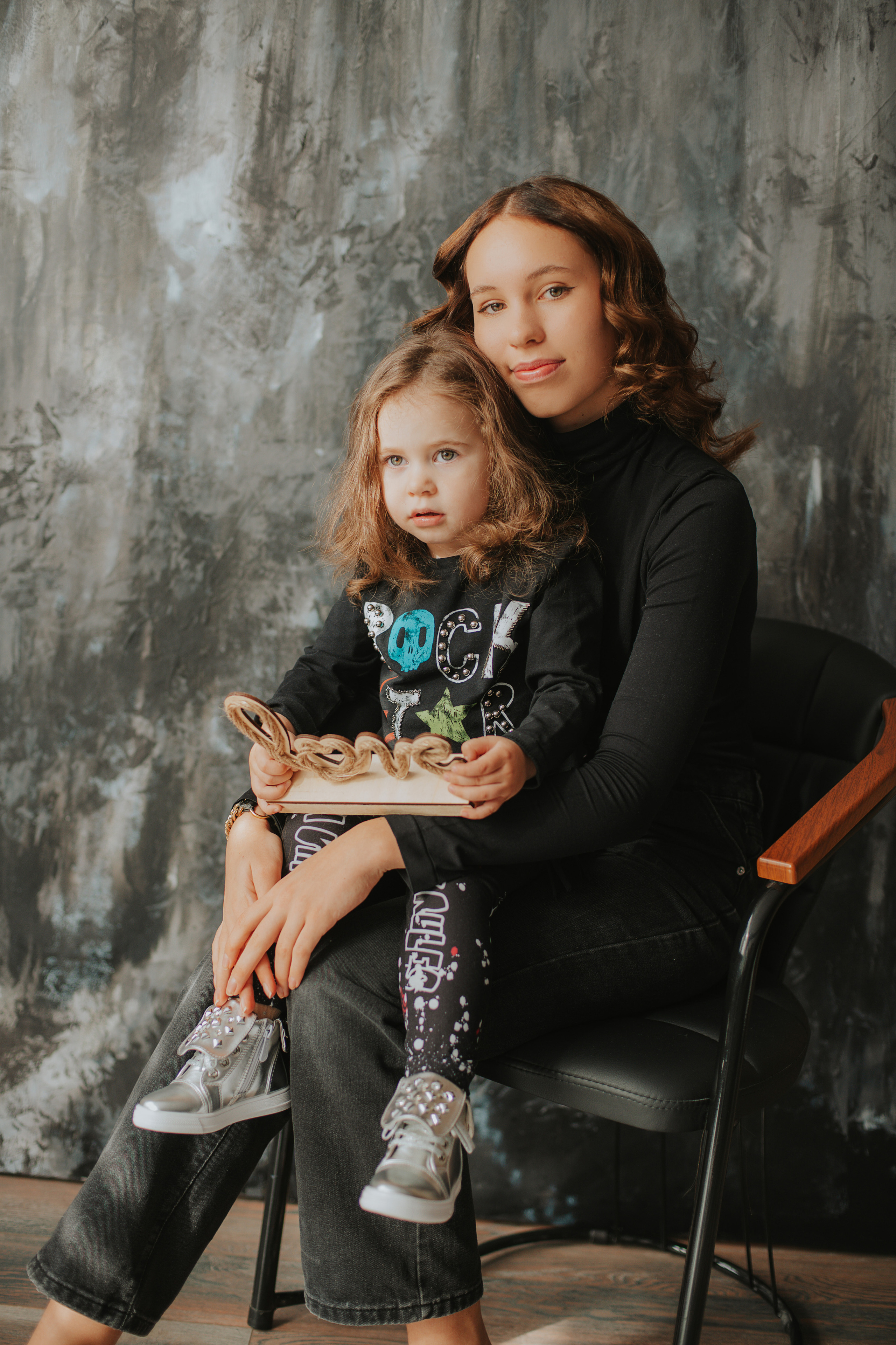 Полина и Мила. Фотограф Алла Елисеева