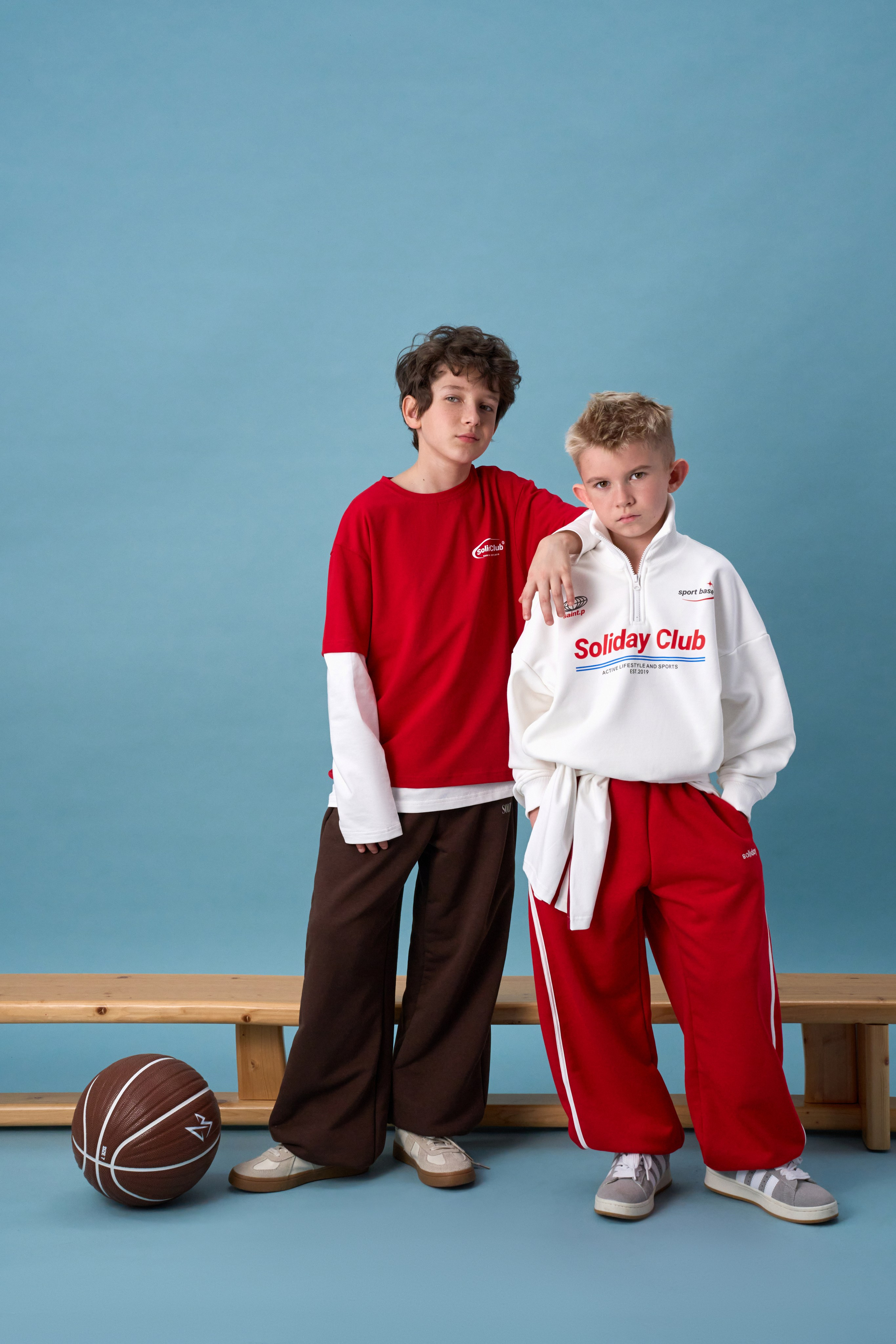 VINTAGE FAMILY CLUB. Creative Fashion Photographer & Art Director