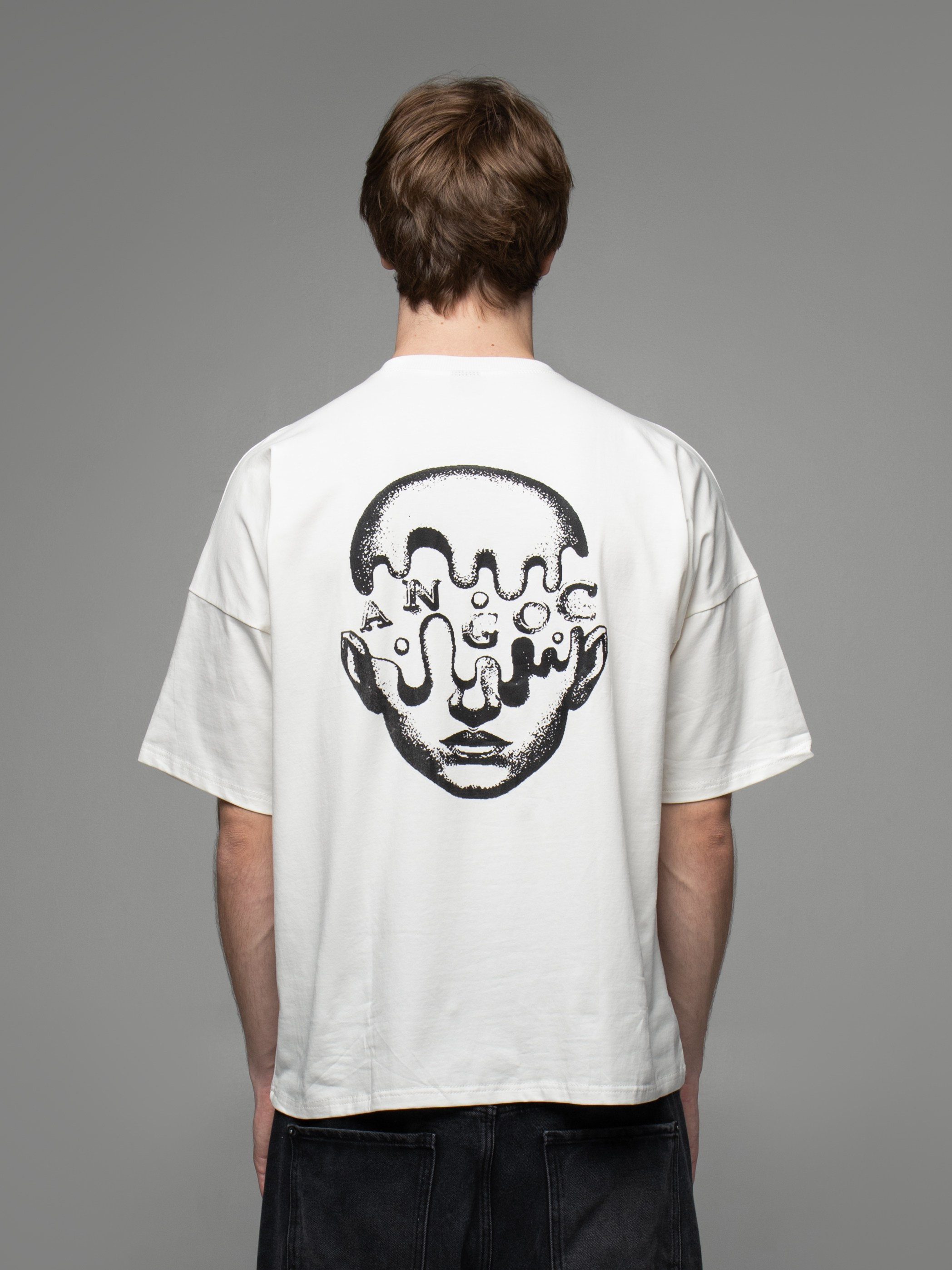 КАТАЛОГ | серый фон. RUNA production — стильные съемки для брендов