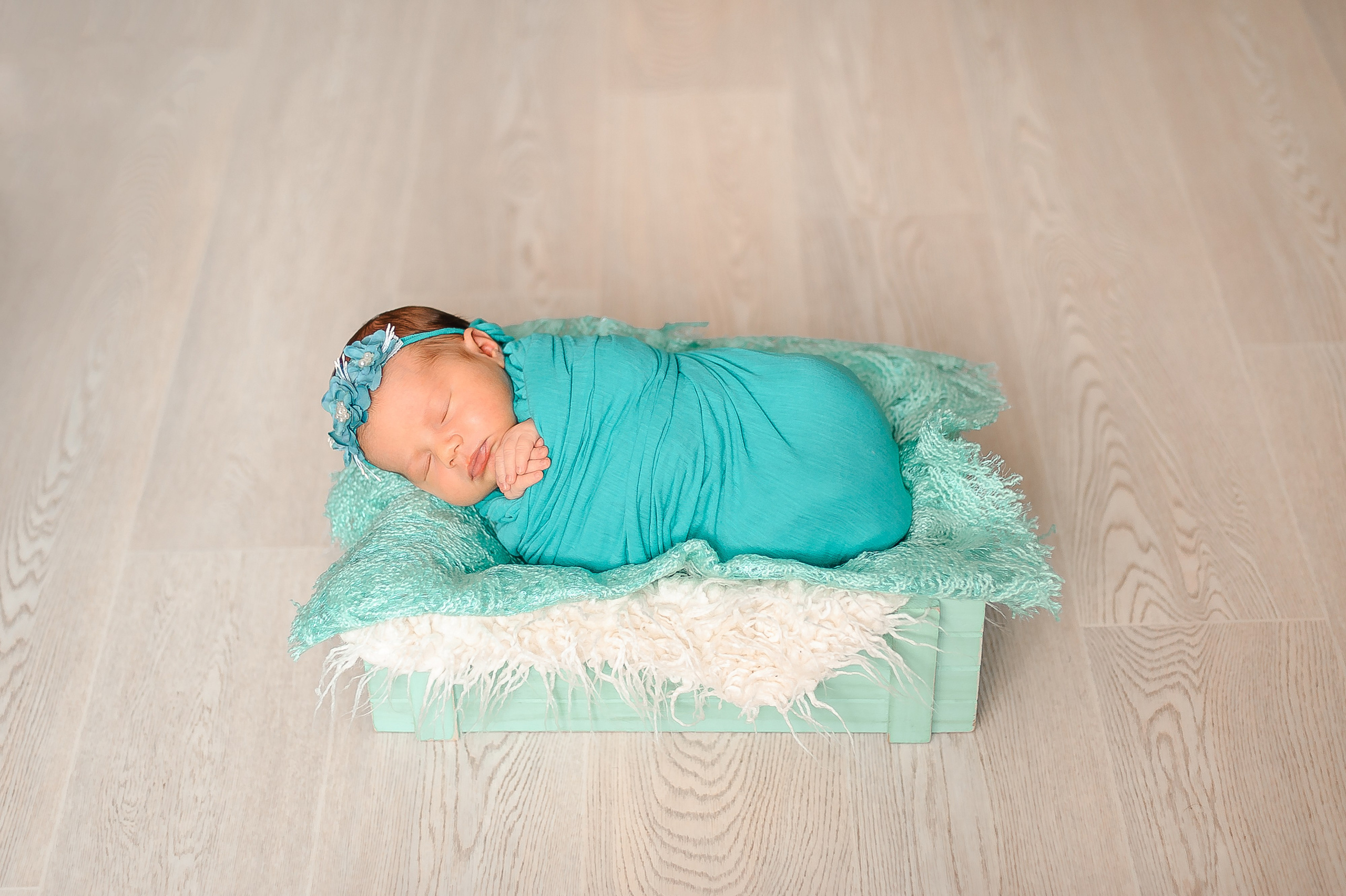 Ксюша, 9 дней. Фотограф новорождённых в Йошкар-Оле Ильмира Сидоркина