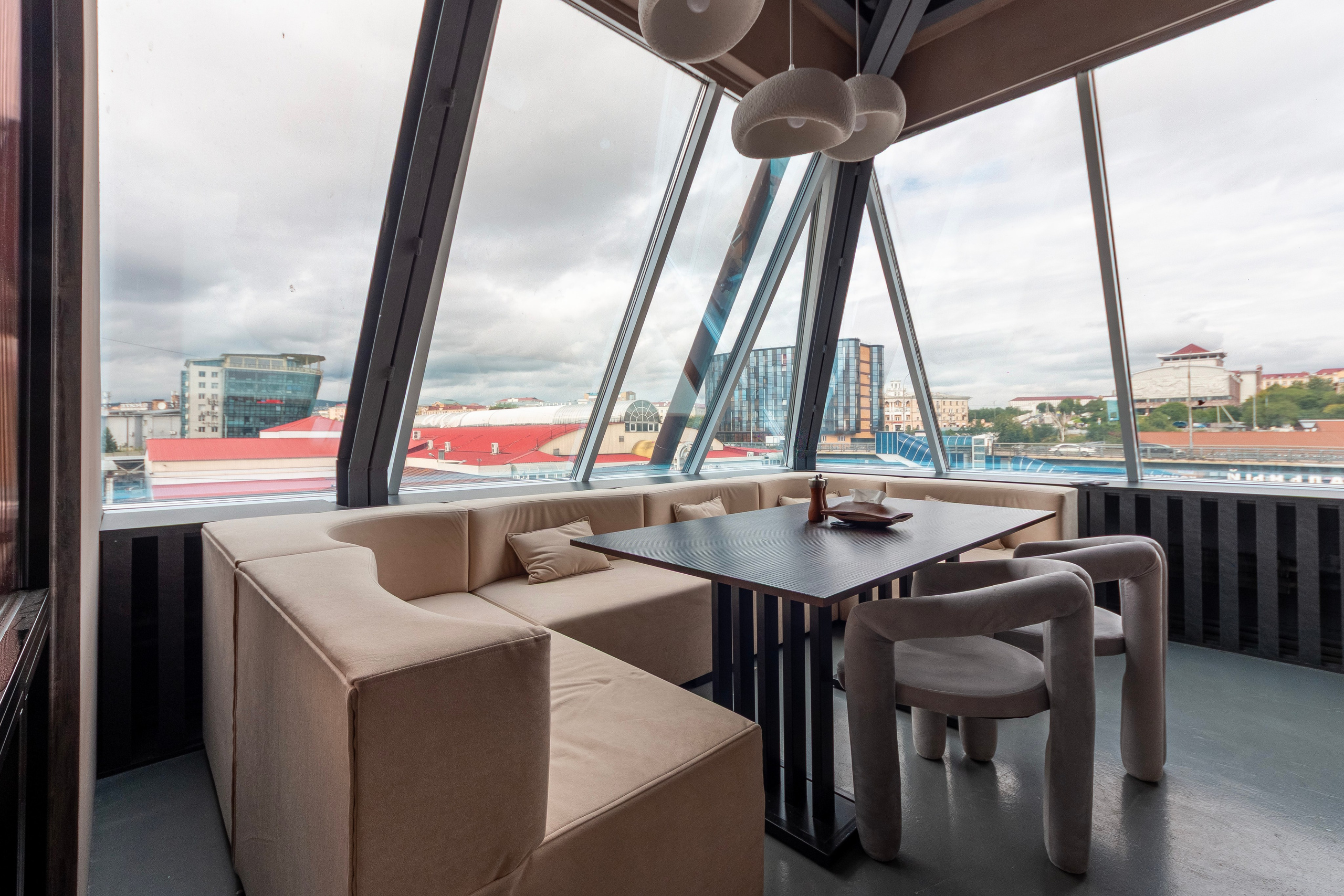 Интерьерная съёмка. Александр Стряпунин — предметный фотограф в Улан-Удэ