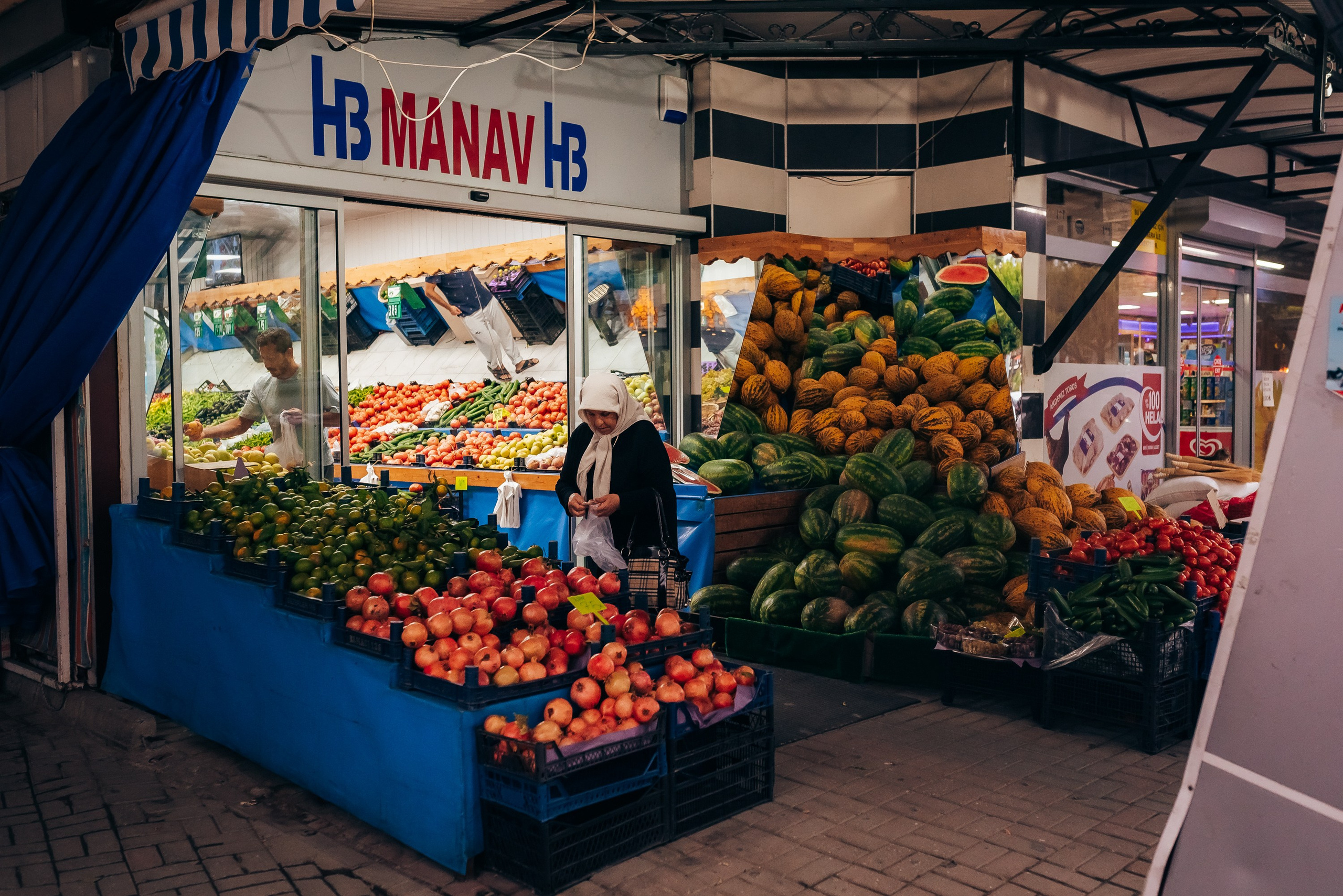 Серия фотографий «Береговая линия» (2025). Документальный фотограф Илья Тихановский