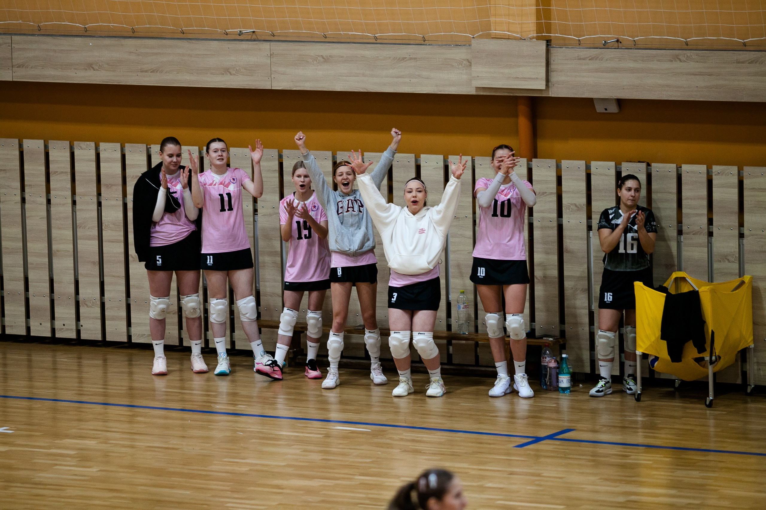 СШ11 — Искра / 1 игра. Фотография