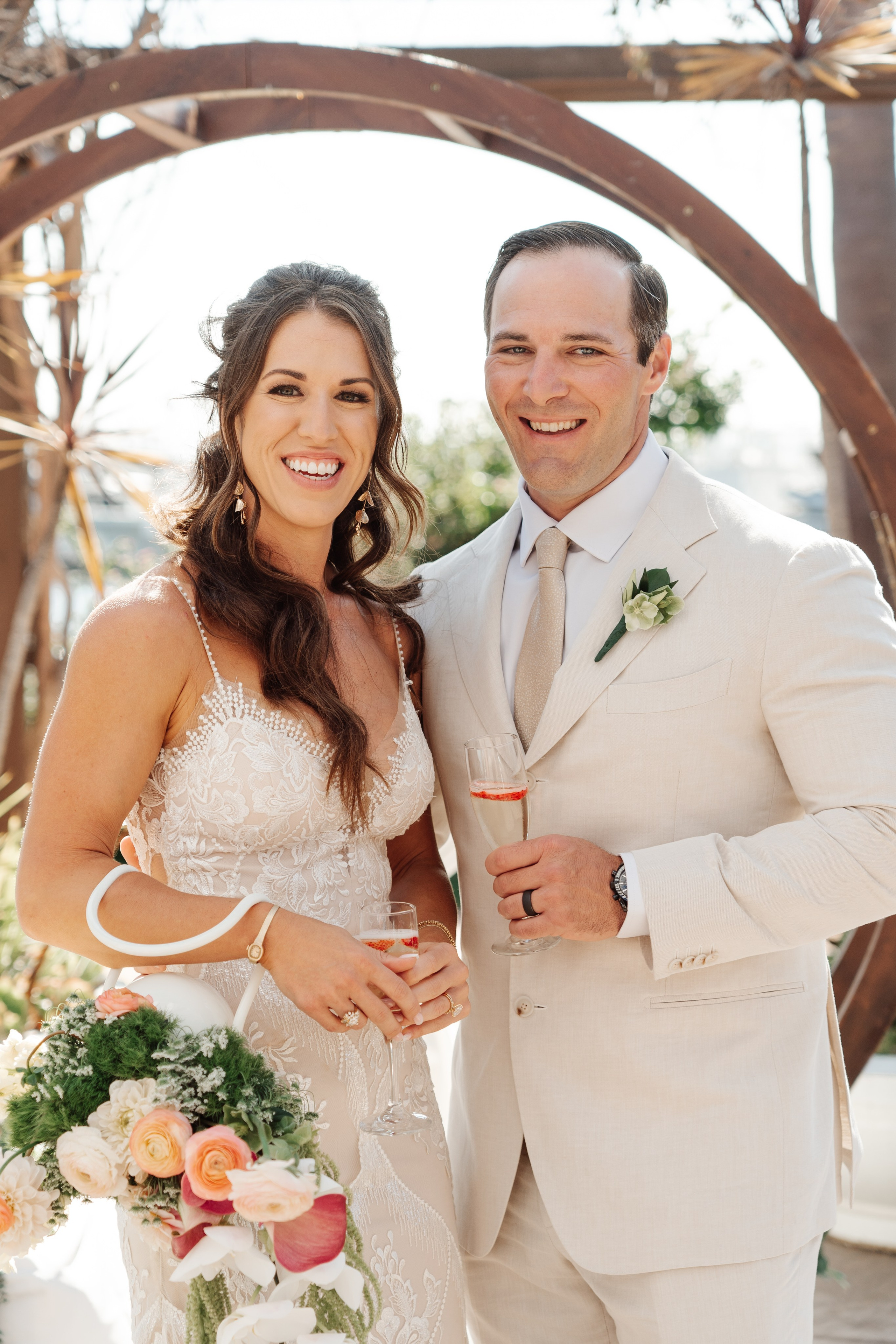 2025-08-16_BryanAmber. Ретушер Зенькевич Света