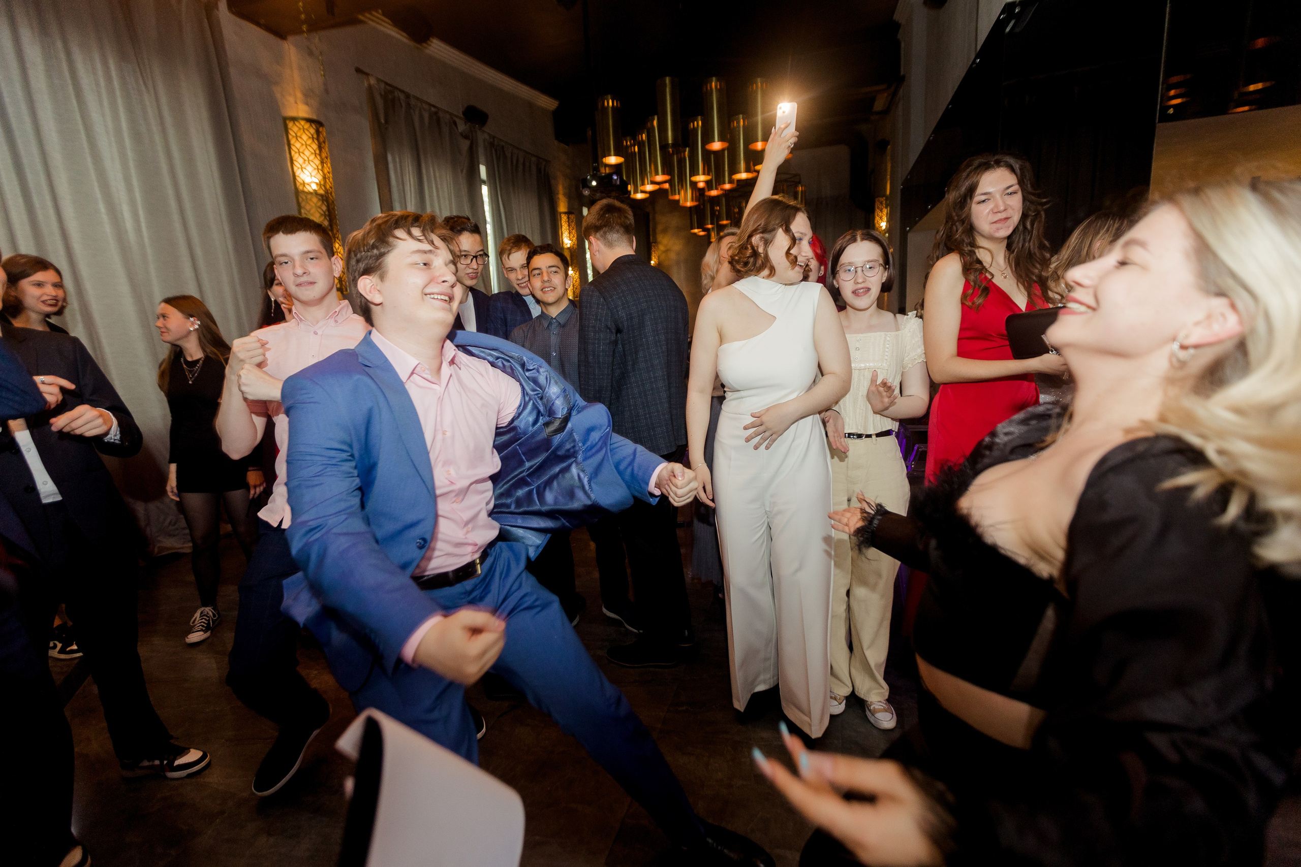 Выпускной школа 2023. Выпускные альбомы в Зеленограде и Москве