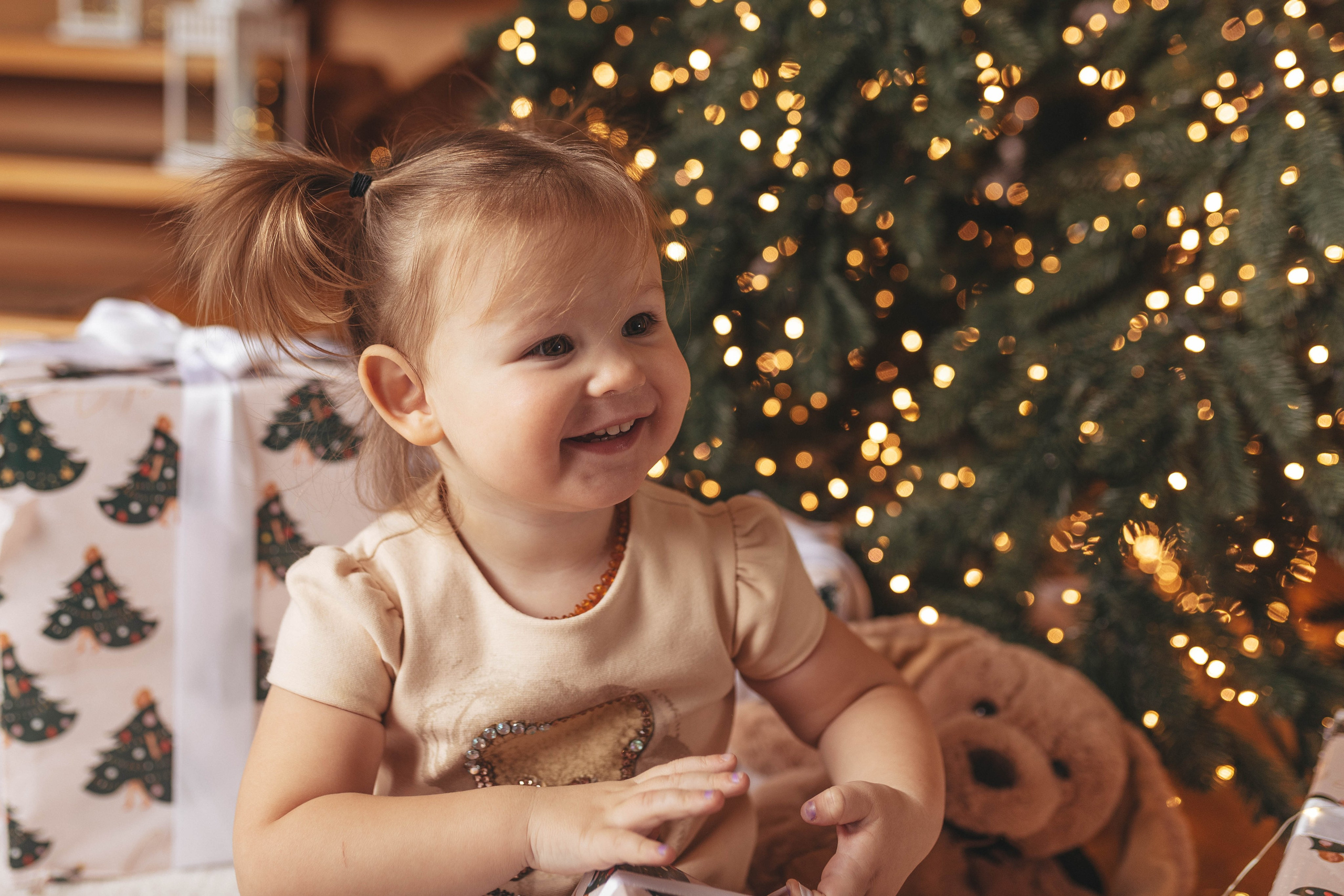 Аврора, Ира, Женя. Главная