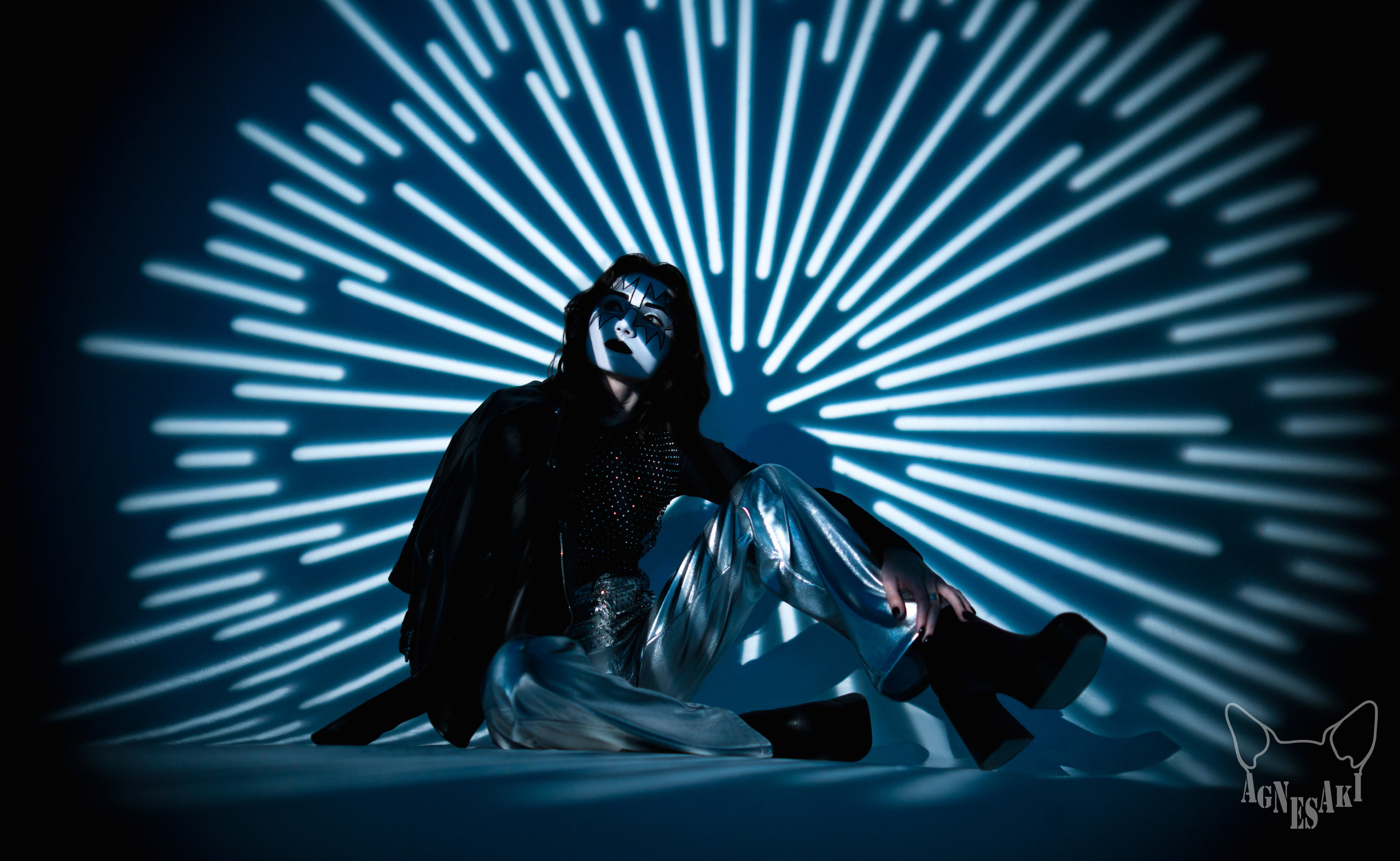 Neon. Agnes Aki  Твой НЮ фотограф в Москве