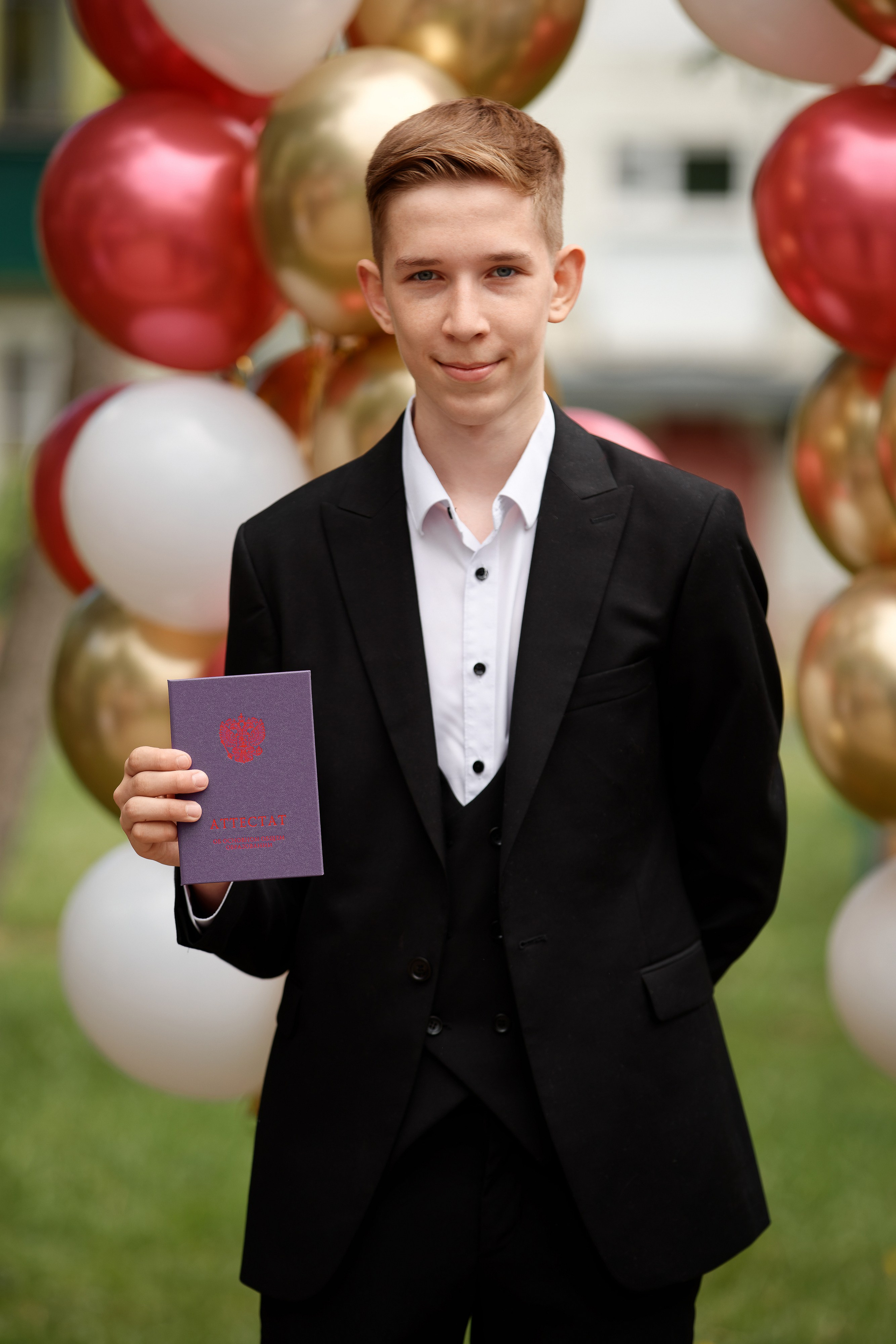 Вручение аттестатов Школа № 57. Семейный фотограф — Макс Белогрудов