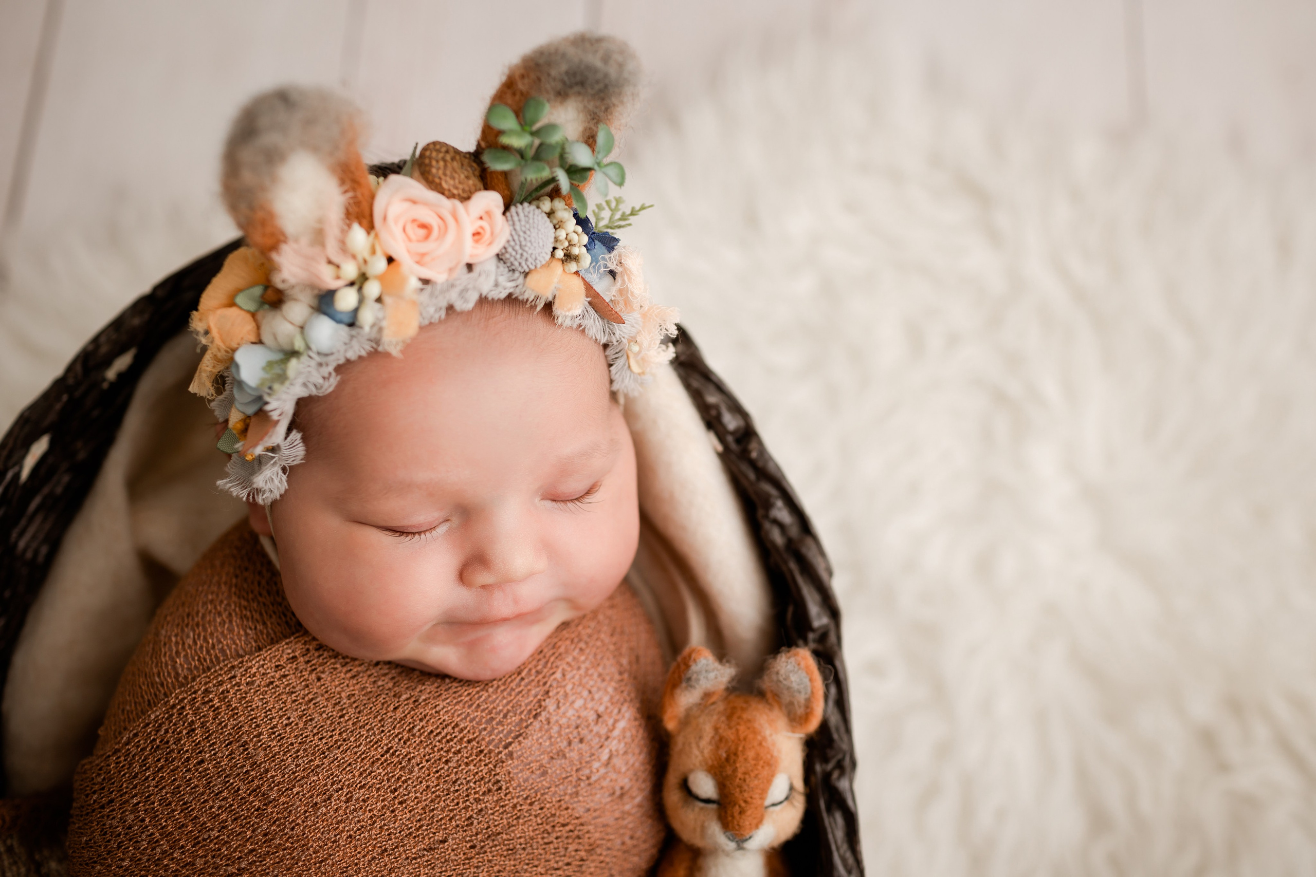 Newborn (фотосессия новорожденных). Фотостудия для новорожденных и малышей в Твери — «На ручках»