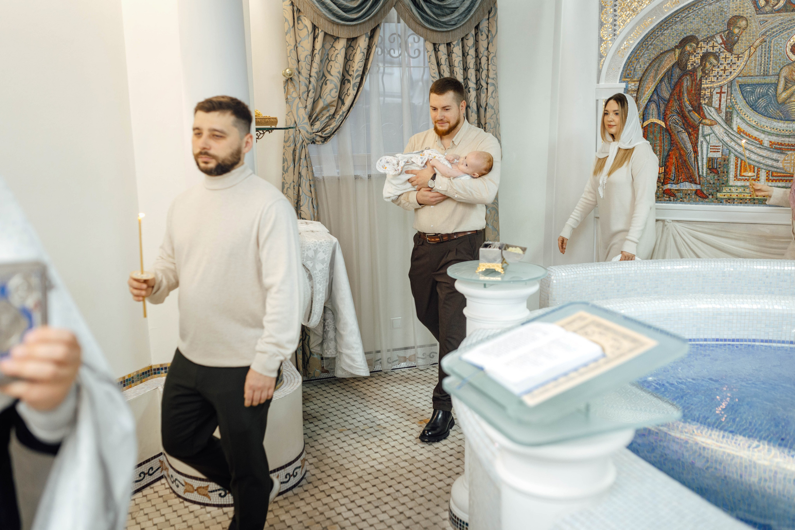 Крещение Эмилии, храм Святой Троицы, ноябрь 25