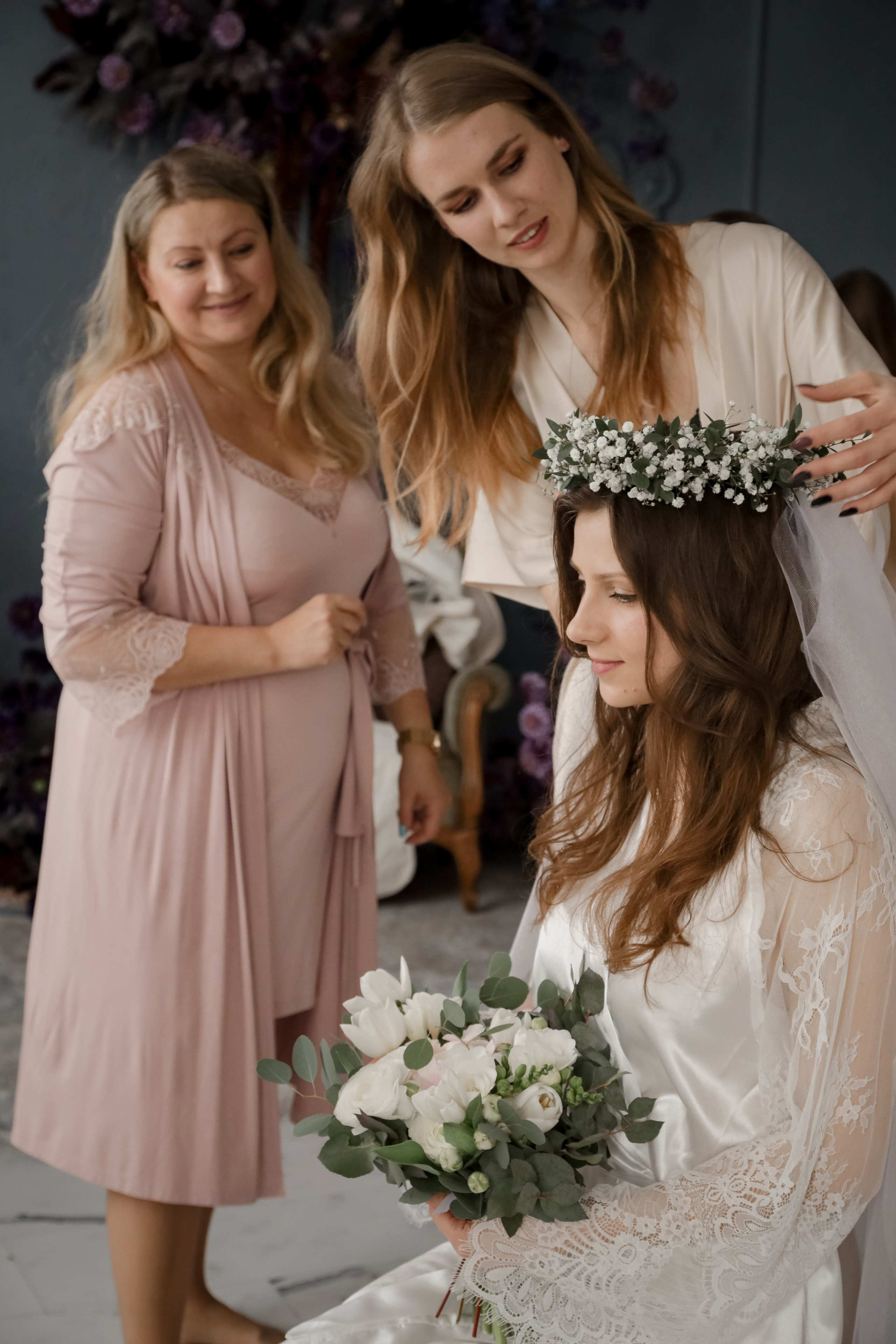 Девичник Нади с девочками в фотостудии. Свадебный фотограф Беларусь Ольга Козыренко