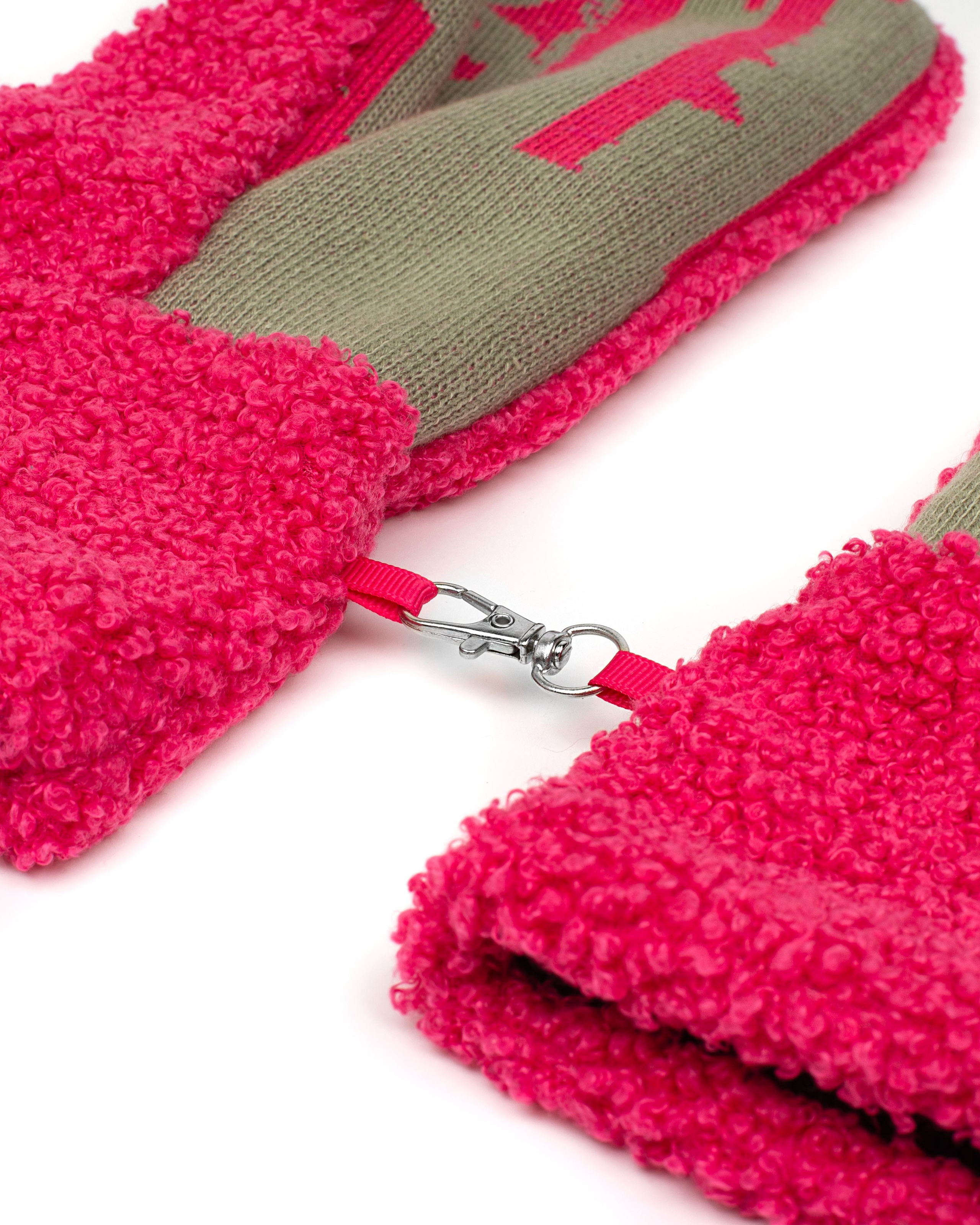 Предметная съемка. Варежки. MaraClub Foto предметное фото для сайта и маркетплейсов в Москве и области