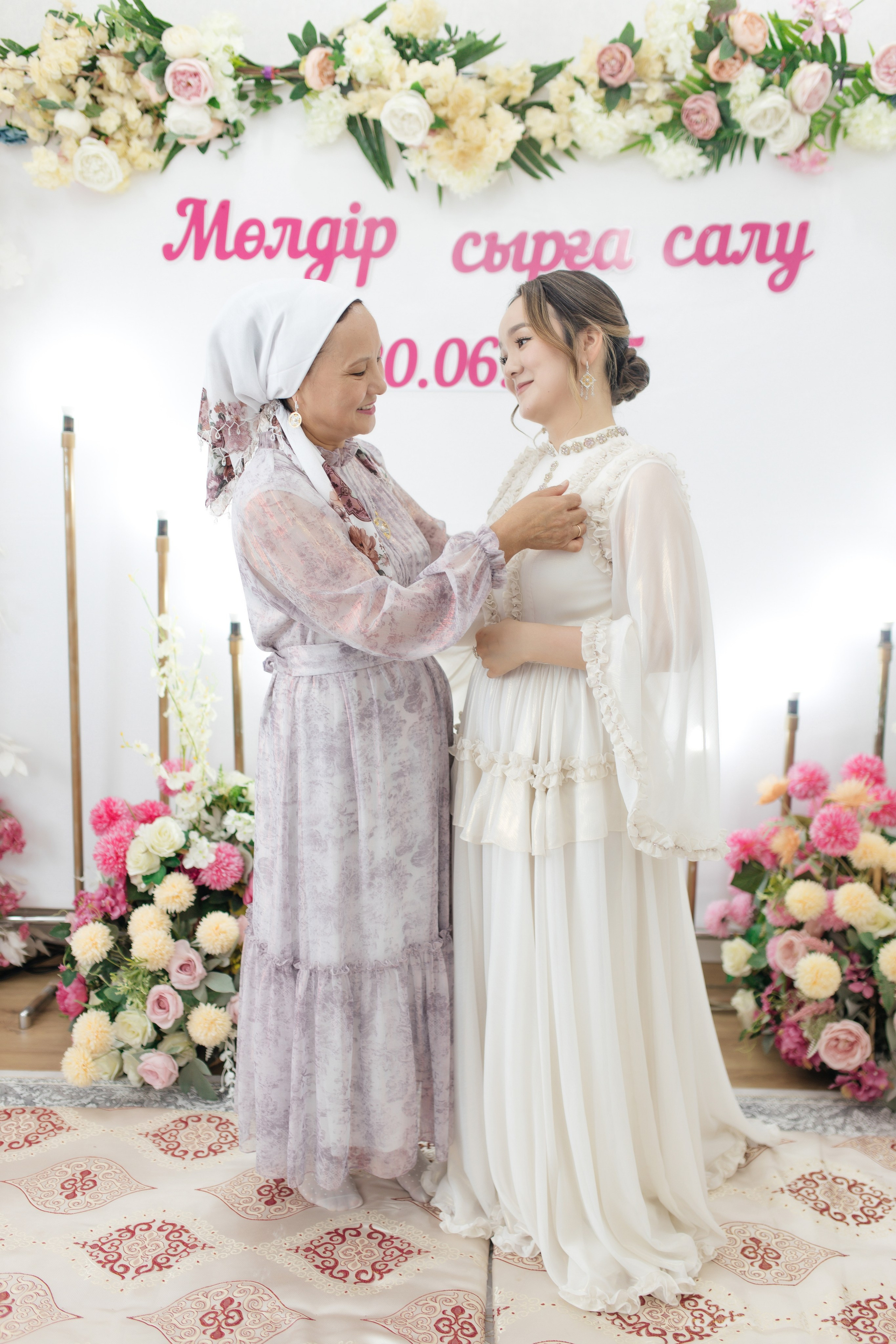 Moldir — syrğa salu. Wedding and Love story Photographer