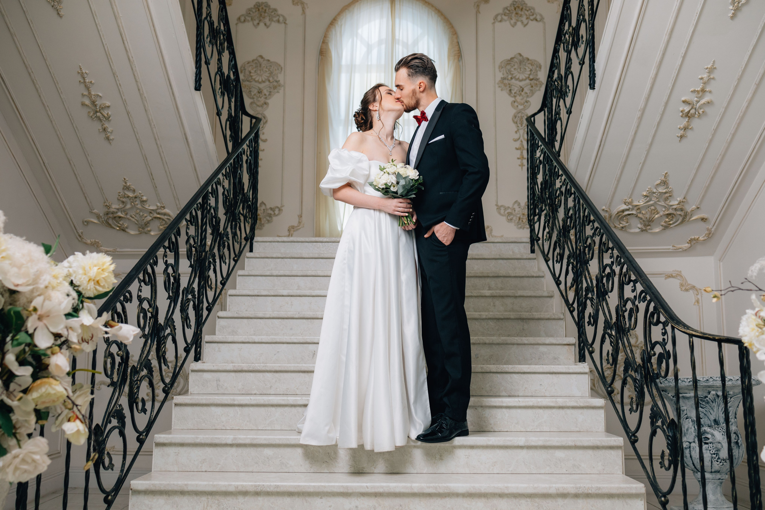 В студии. Свадебный фотограф в Москве Арчылан Николаев