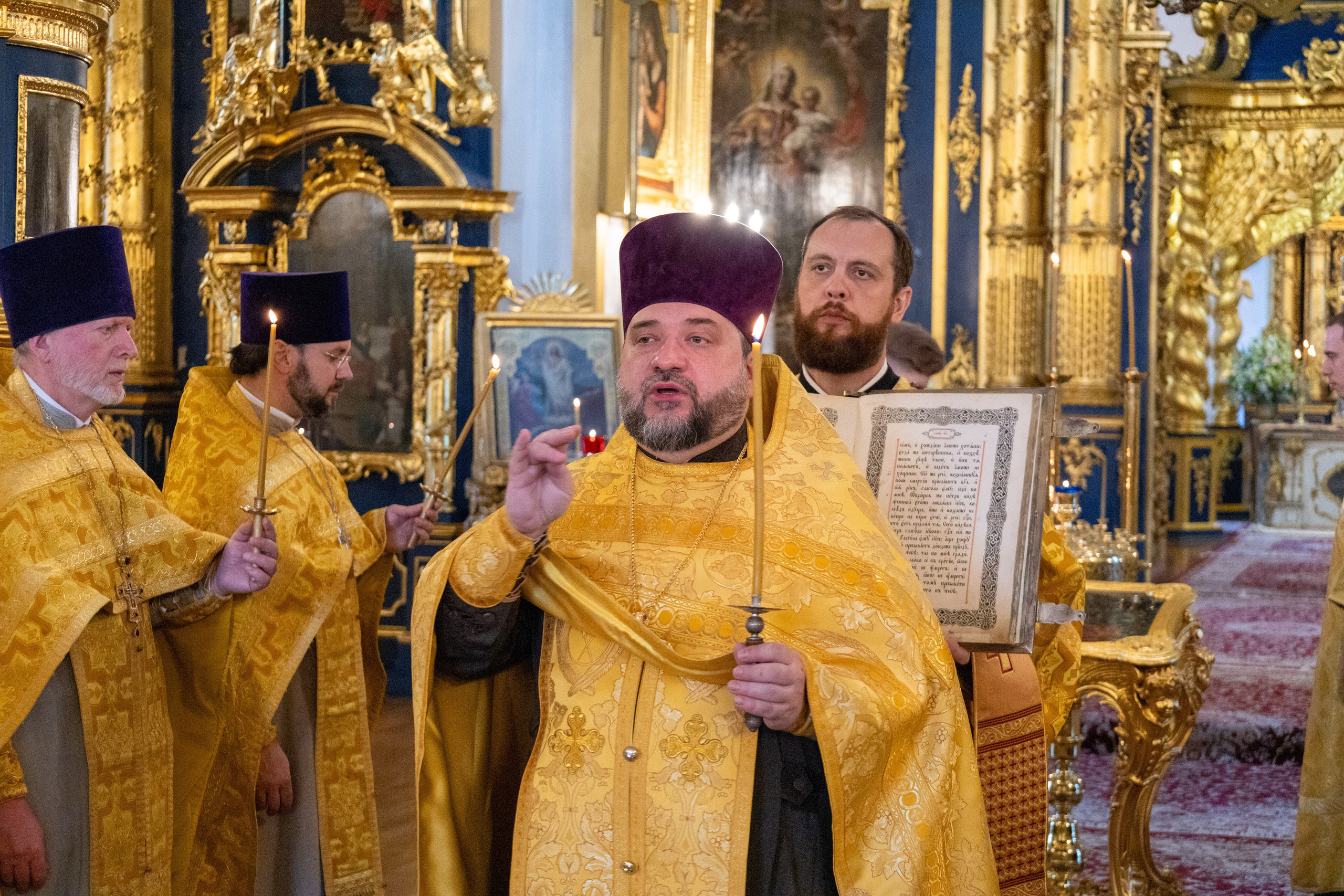 СЛАВНЫХ И ВСЕХВАЛЬНЫХ ПЕРВОВЕРХОВНЫХ АПОСТОЛОВ ПЕТРА И ПАВЛА. НИКОЛО-БОГОЯВЛЕНСКИЙ МОРСКОЙ СОБОР