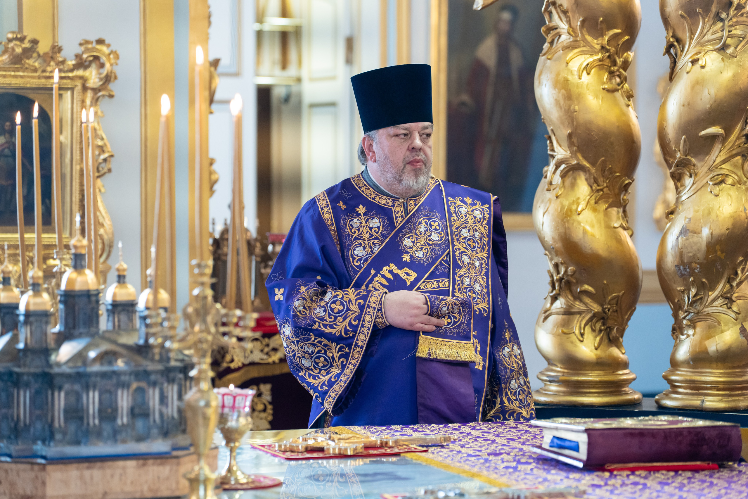 Неделя 4-я Великого поста, прп. Иоанна Лествичника. Святых сорока мучеников, в Севастийском озере мучившихся. НИКОЛО-БОГОЯВЛЕНСКИЙ МОРСКОЙ СОБОР