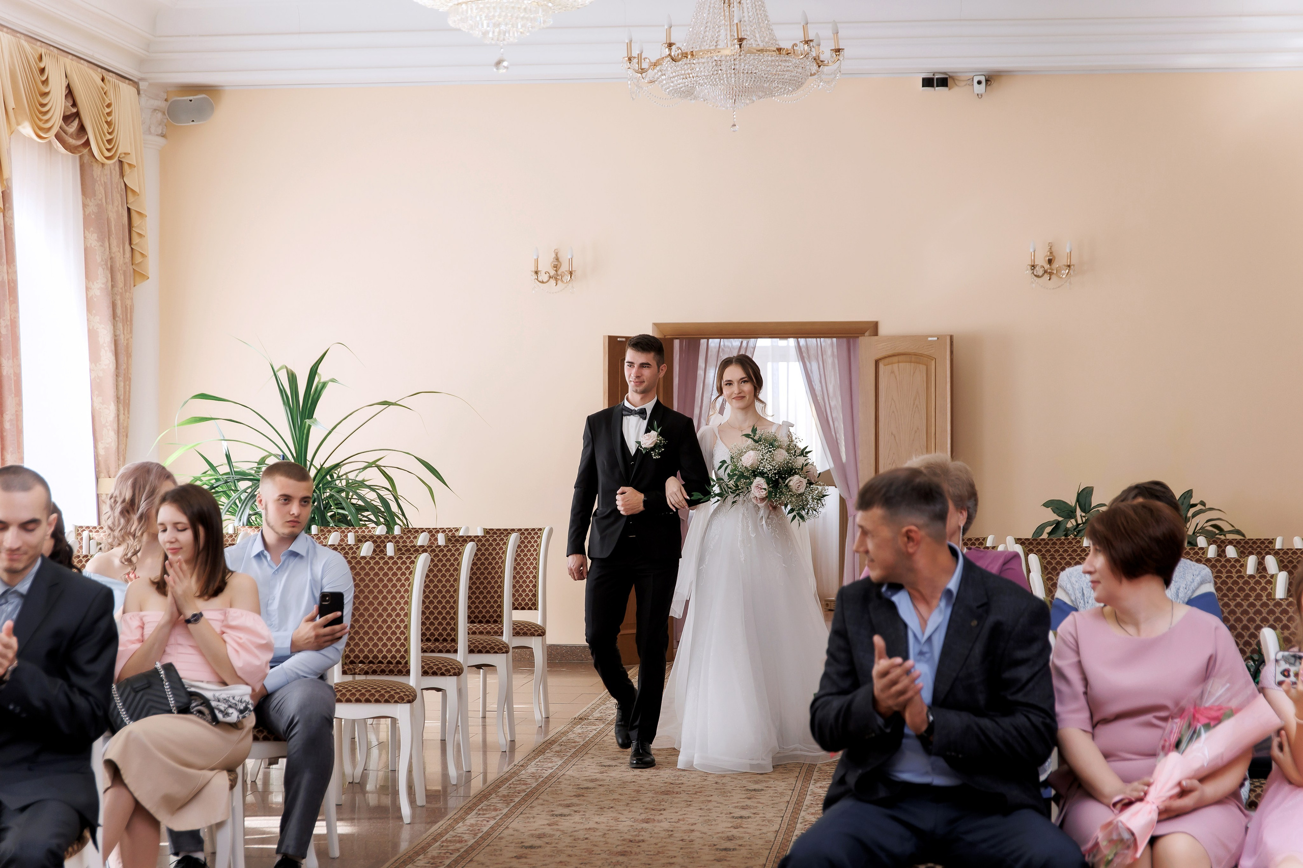 Ангелина и Александр. Свадебный фотограф в Омске Яна Савина