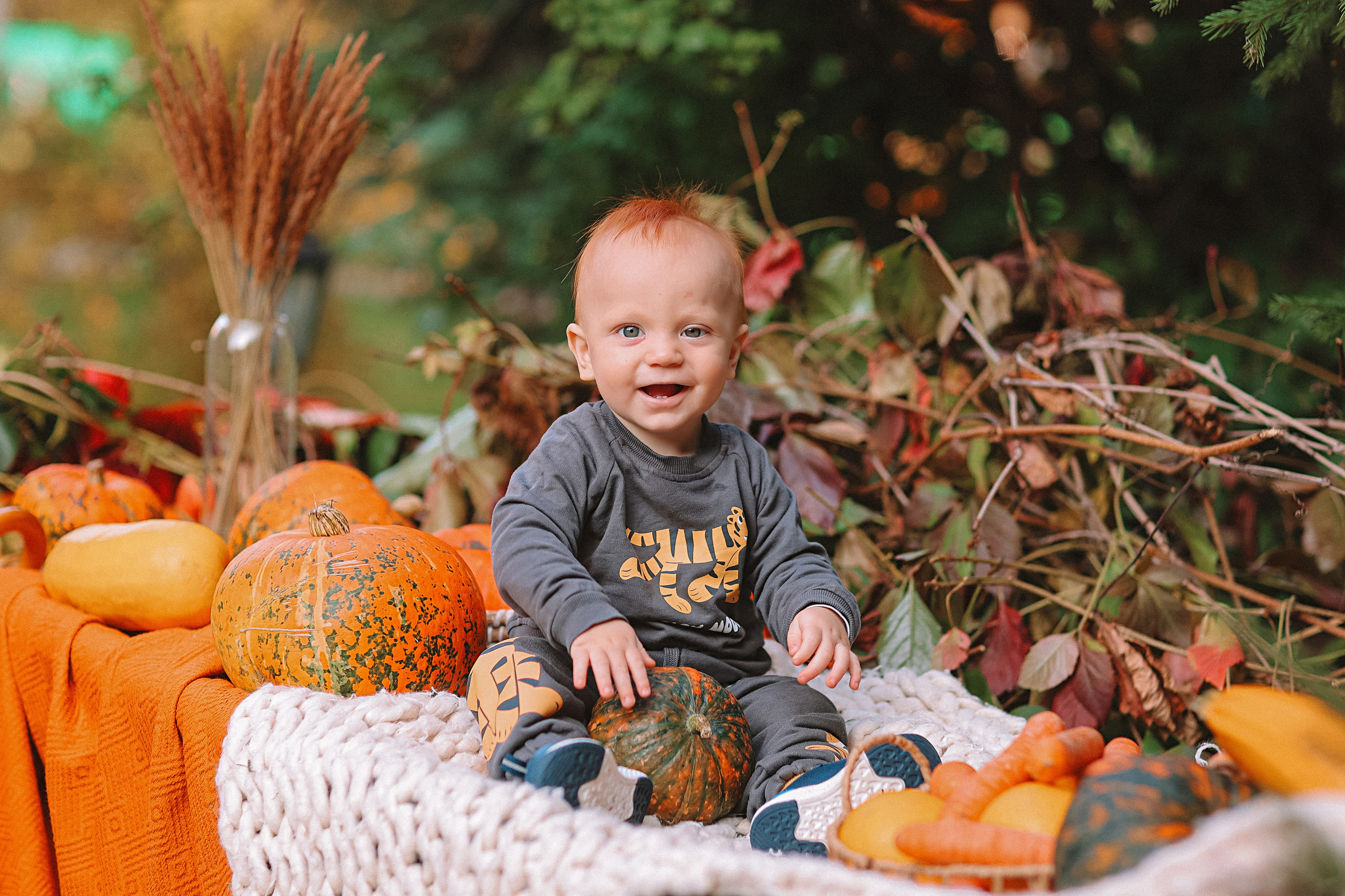Тыквы. Семейный фотограф Тюмень, фотограф на роды Салмина Мария