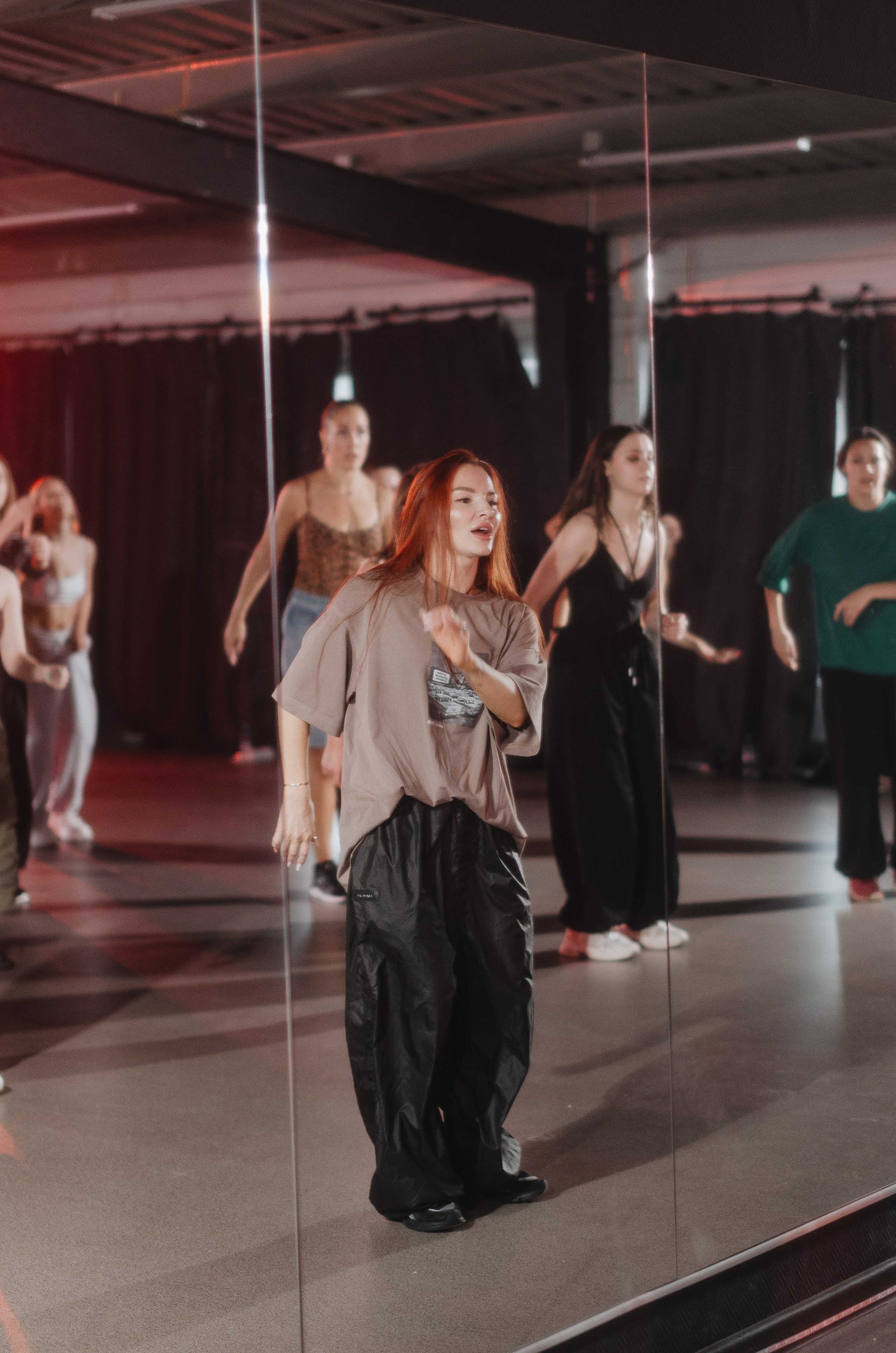 Мастер-классы по High Heels/Girly hip-hop от Оксаны ATTA. Денисова Аля — фотограф для парных съемок и индивидуальных историй в Барнауле