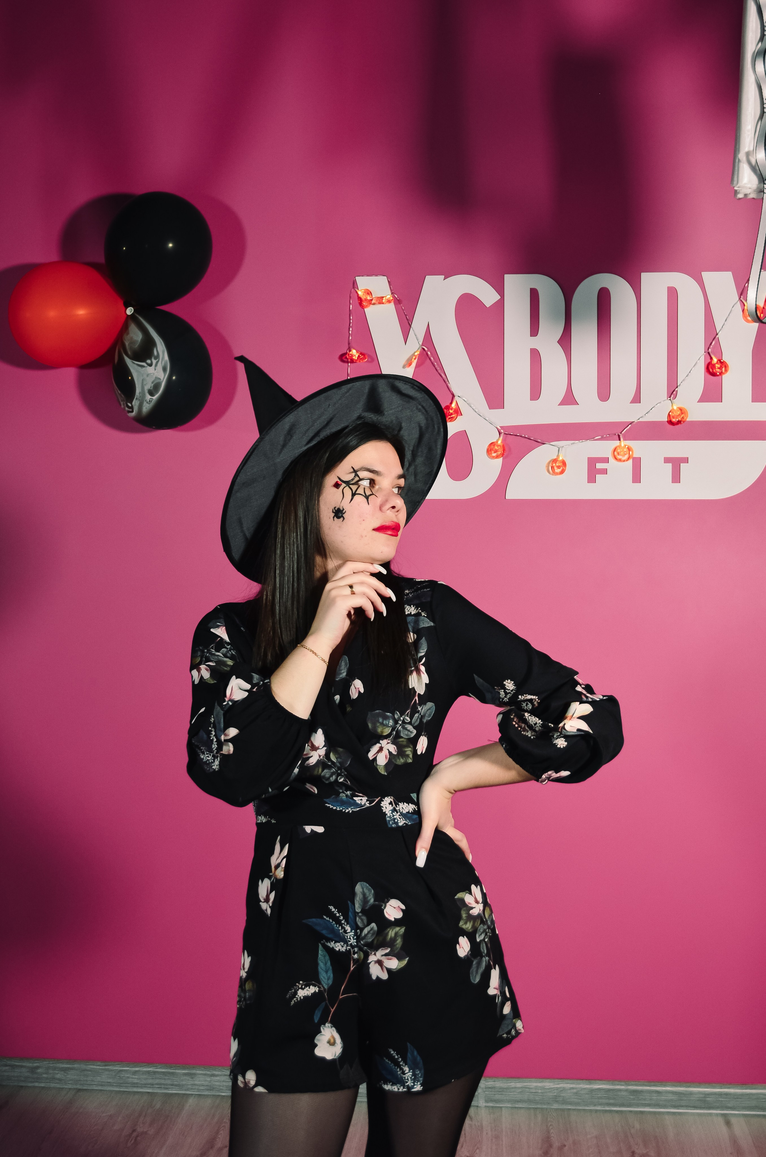 Фоторепортаж мероприятия в фитнес-клубе. Денисова Аля — фотограф для парных съемок и индивидуальных историй в Барнауле