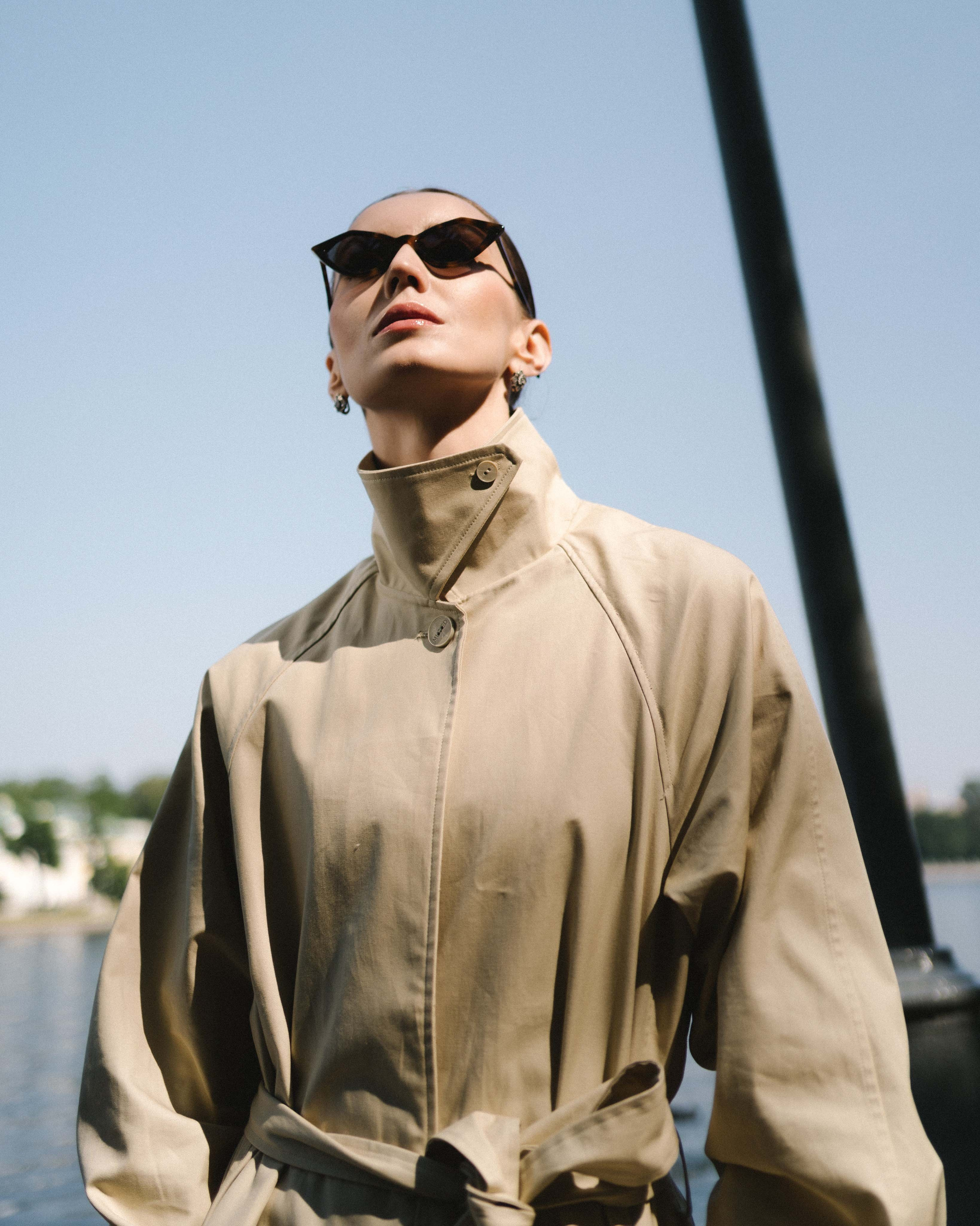 Стильная фотосессия для магазина очков в Питере