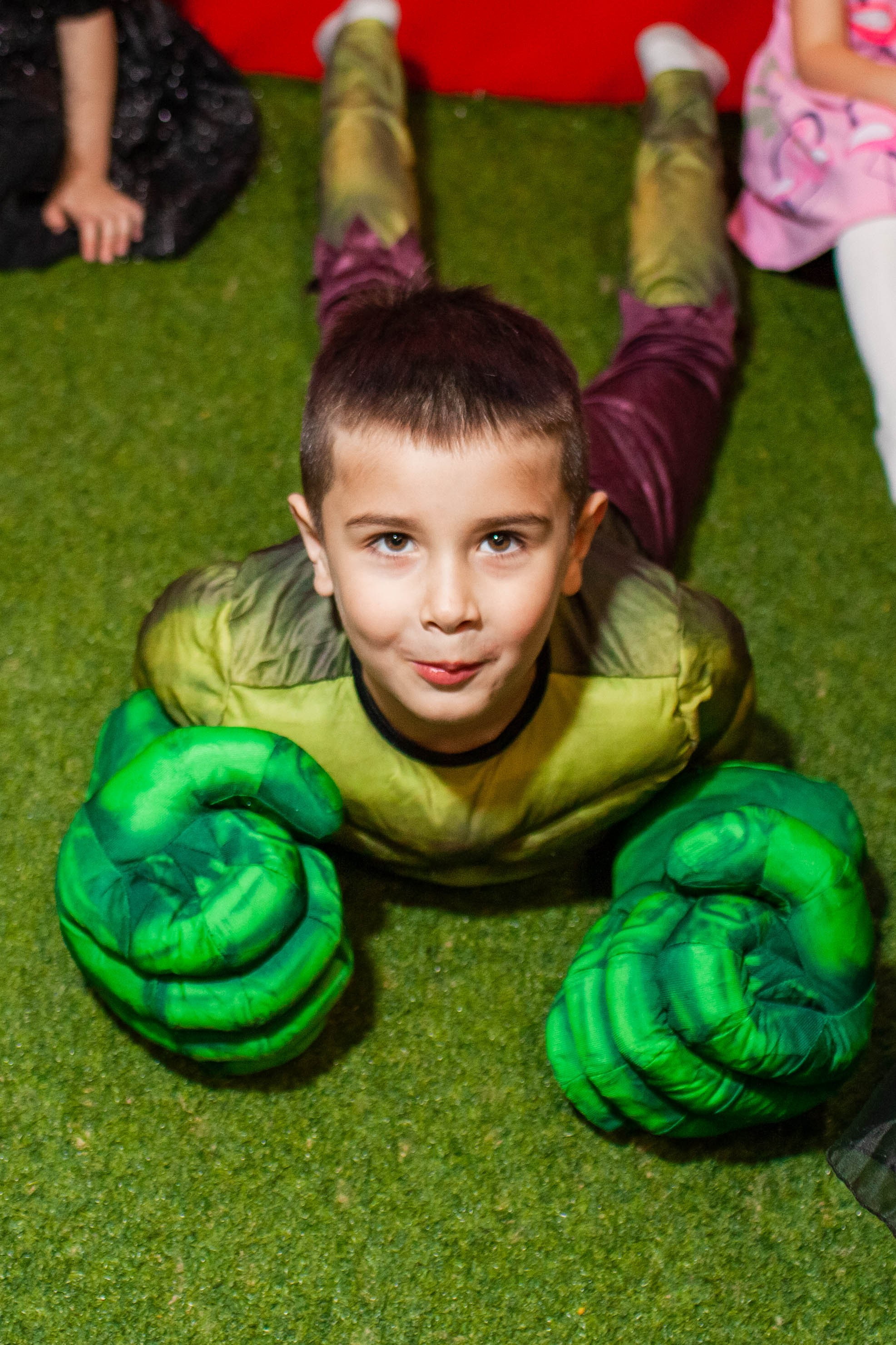 День Рождения Анечки в стиле Уэнсдей. Детский и семейный фотограф в Санкт-Петербурге Елизавета Сорокина