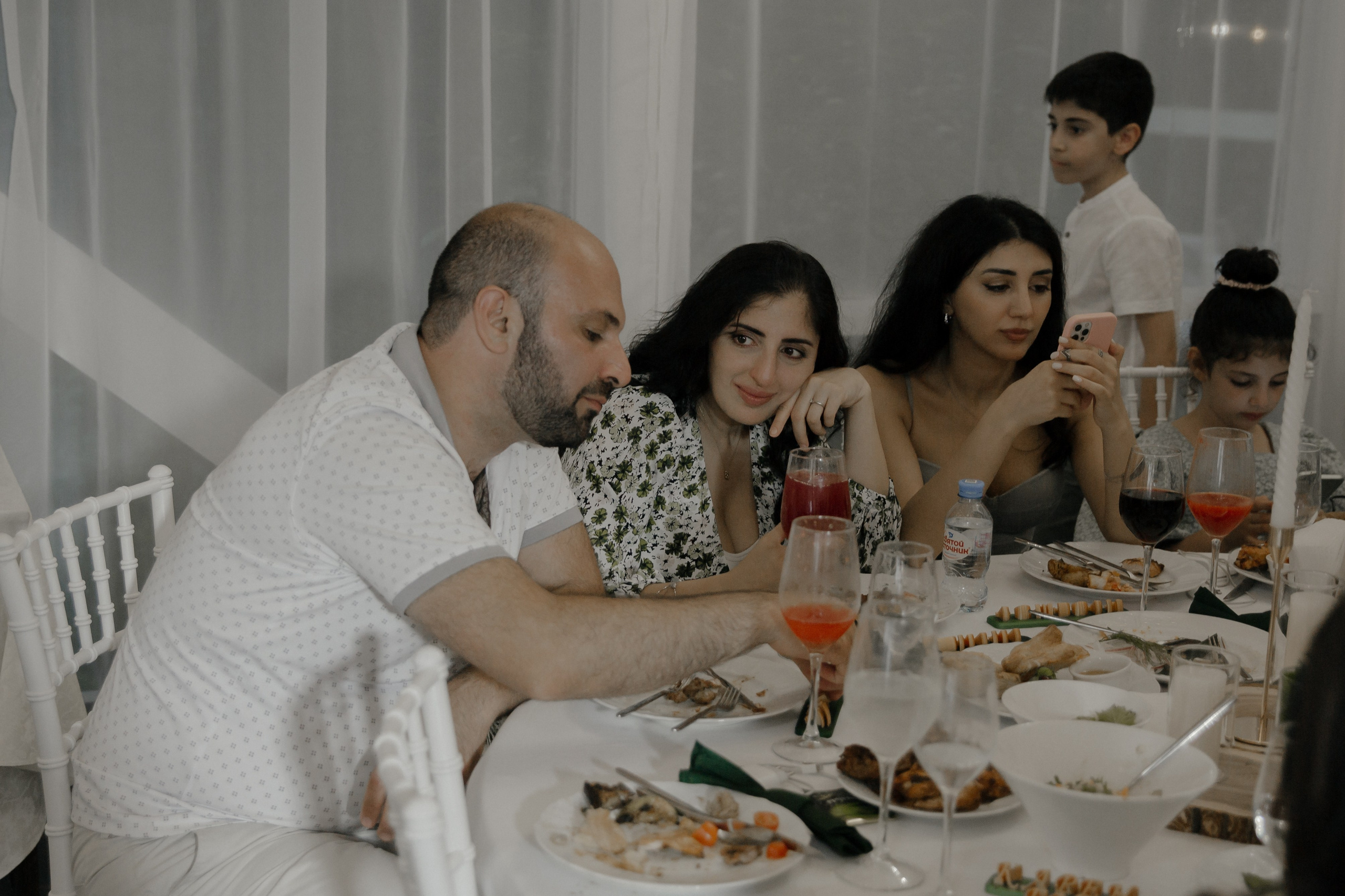 16.06.2024. RETOUCH-HOUSE