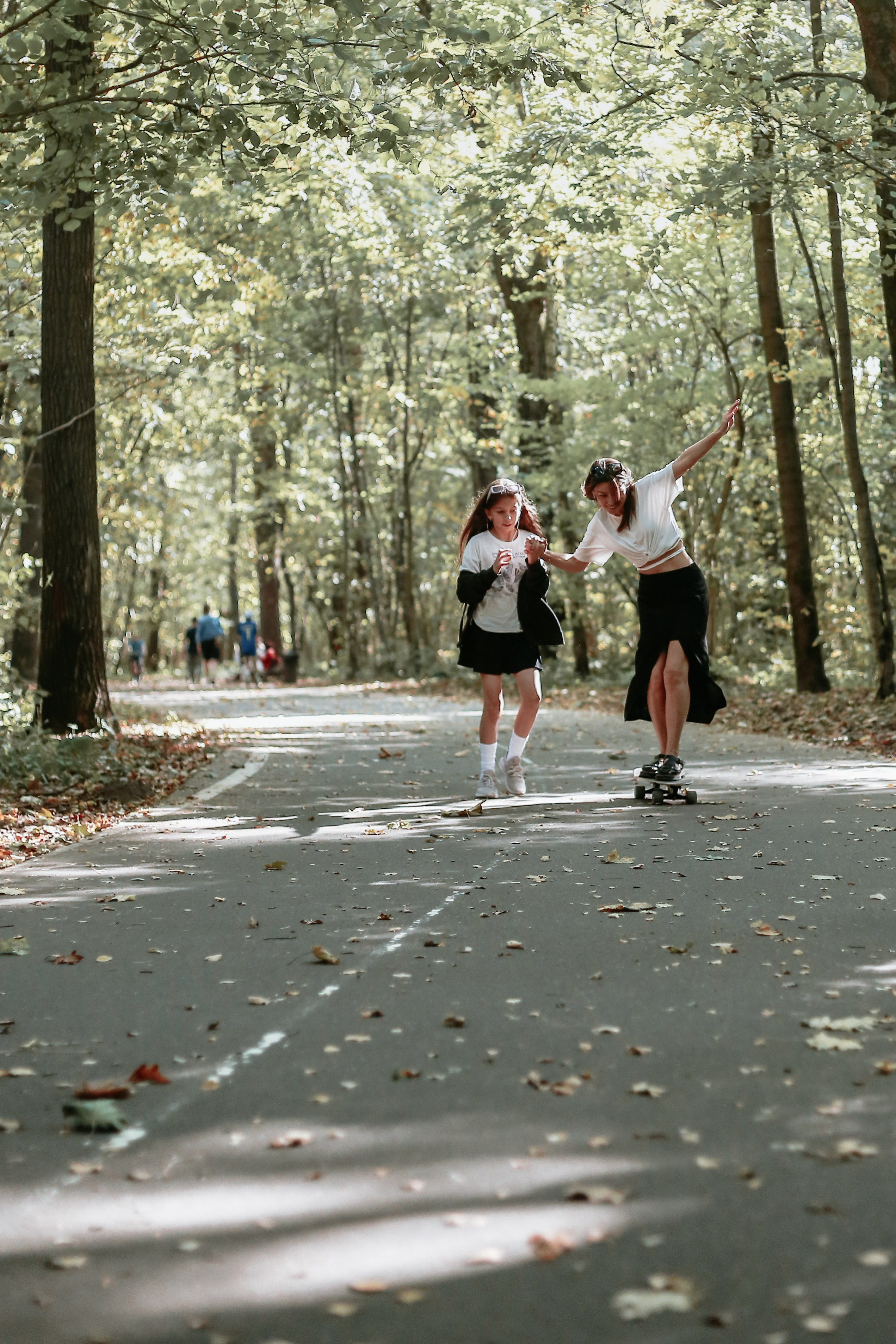 Гульшат и Агния в БотСаду. Антонина Морозова, профессиональный семейный фотограф видеограф