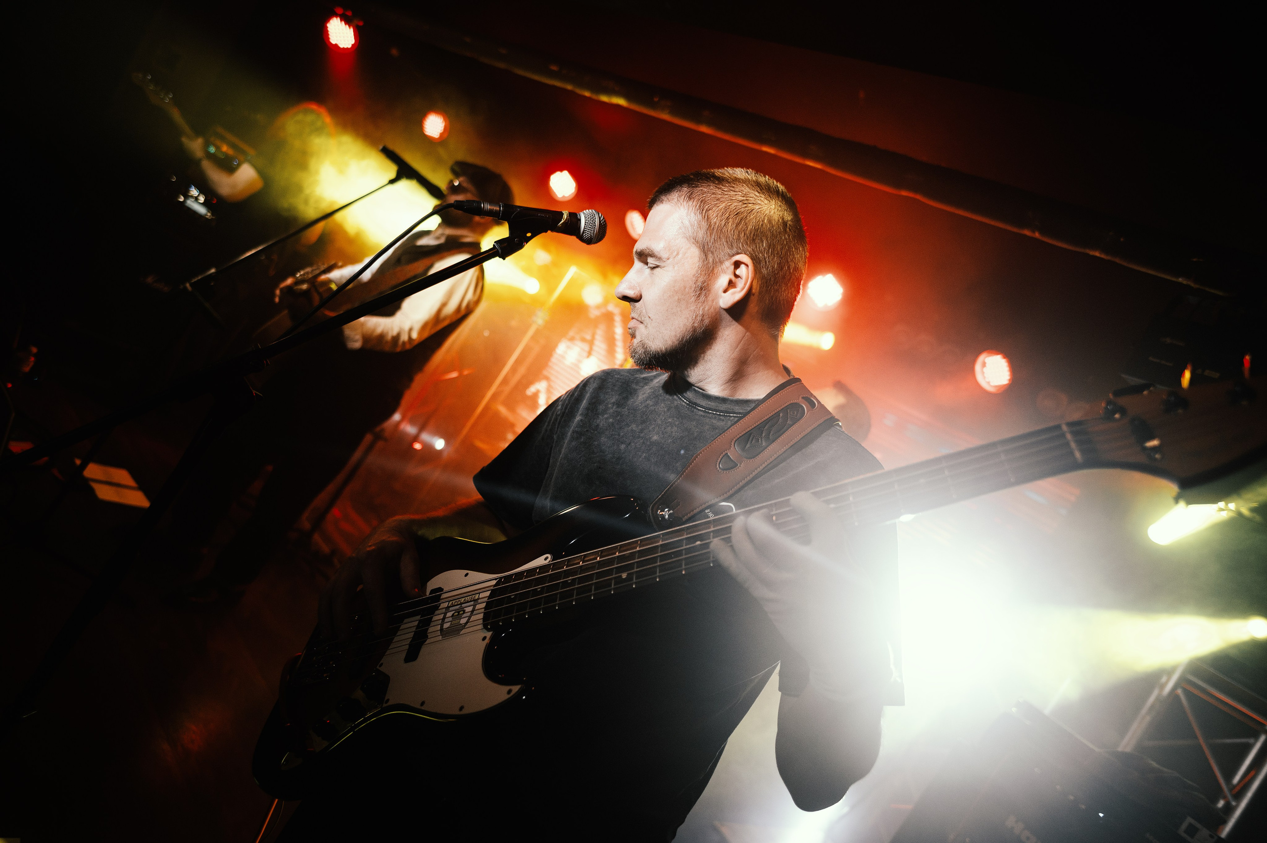 Рекорд Оркестр. Большой Рок Бар. Профессиональная фотосессия в Краснодаре | Фотограф Денис Труфанов