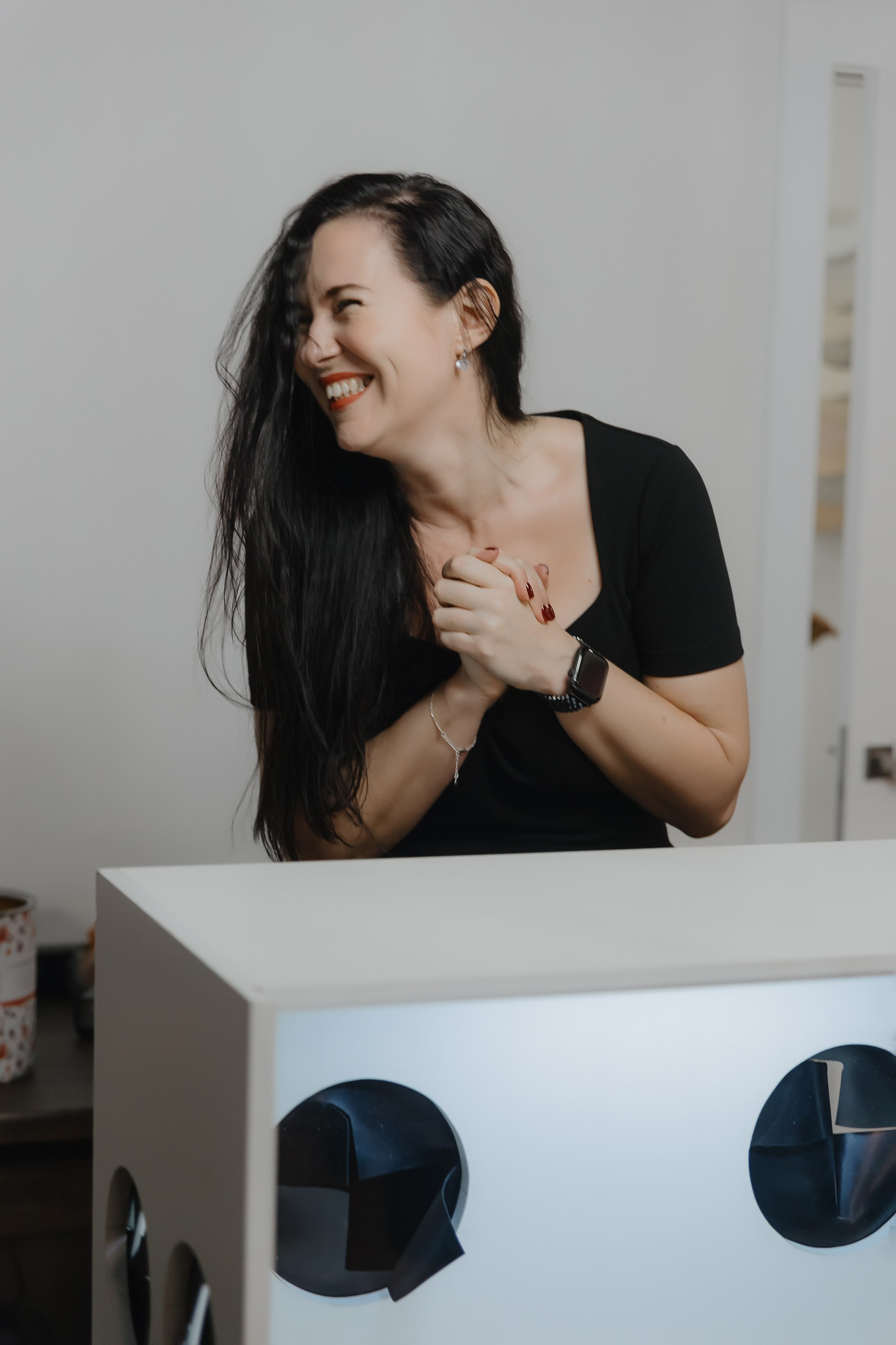 Открытие нового пространства интерьерного салона L. DECO в феврале 2025. L. Deco интерьерный салон. Краски/обои/лепной декор